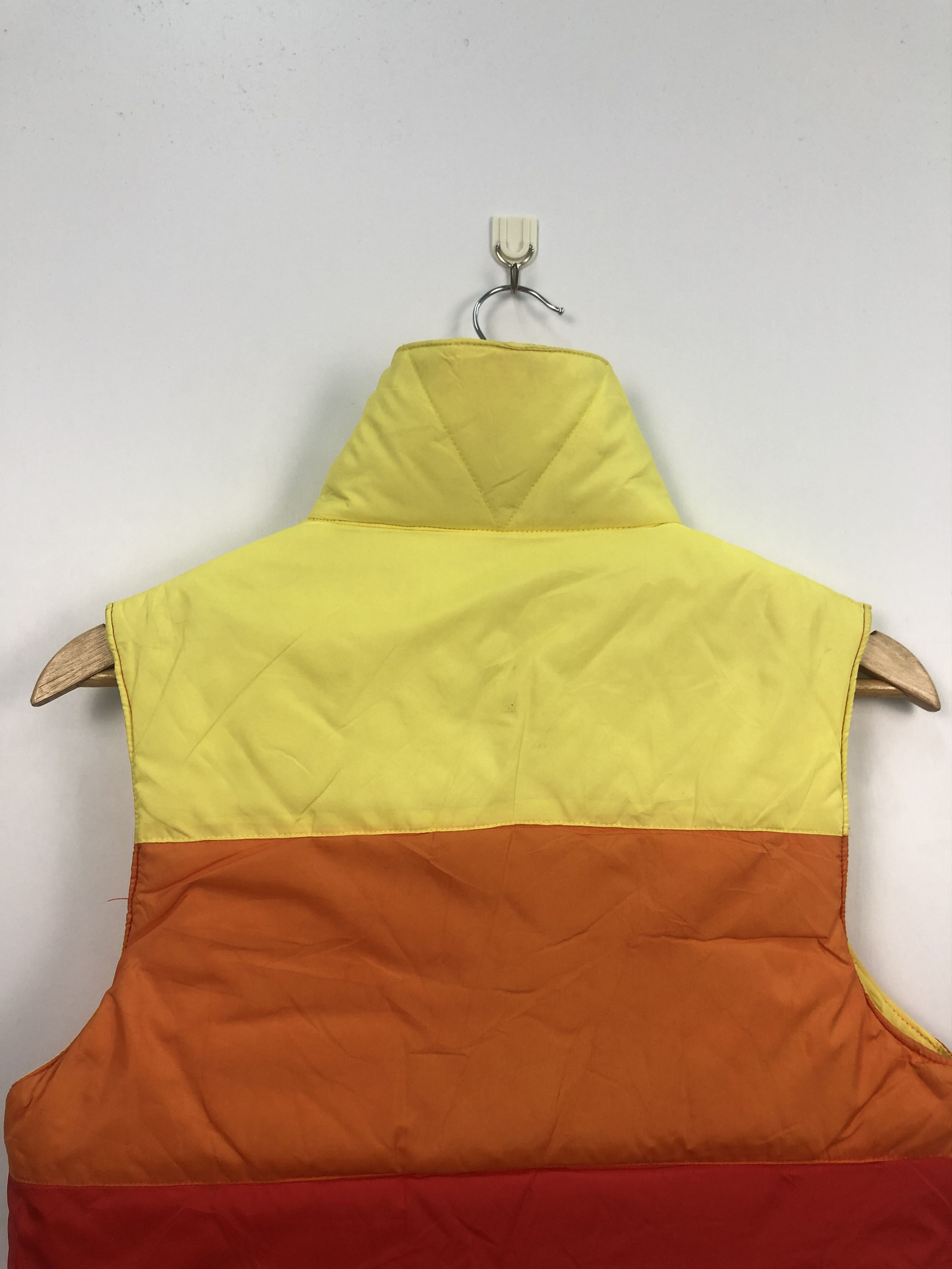 Japanese Brand Vintage Japanese Brand Puffer Jacket J0281 Size US M / EU 48-50 / 2 - 4 Thumbnail