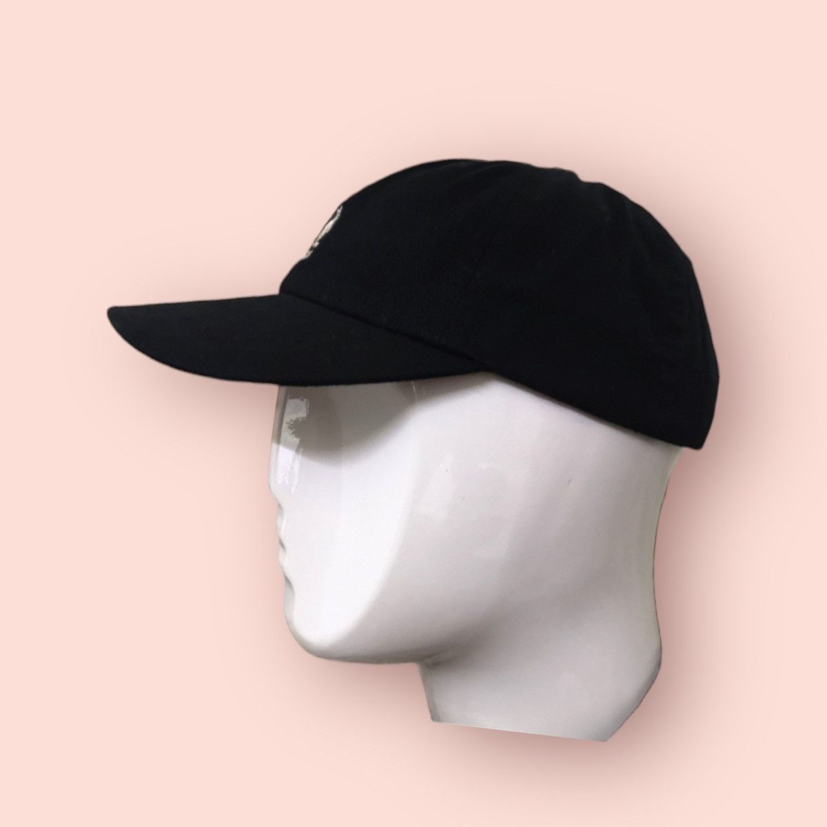 Kangol VINTAGE KANGOL WASHED BLACK LEATHER STRAPBACK BASEBALL CAP Size ONE SIZE - 8 Thumbnail
