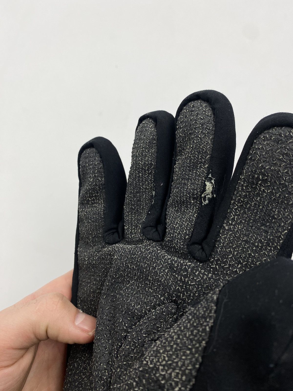 Prada Prada Sport Black Ski Gloves with Red Tab Size ONE SIZE - 9 Thumbnail