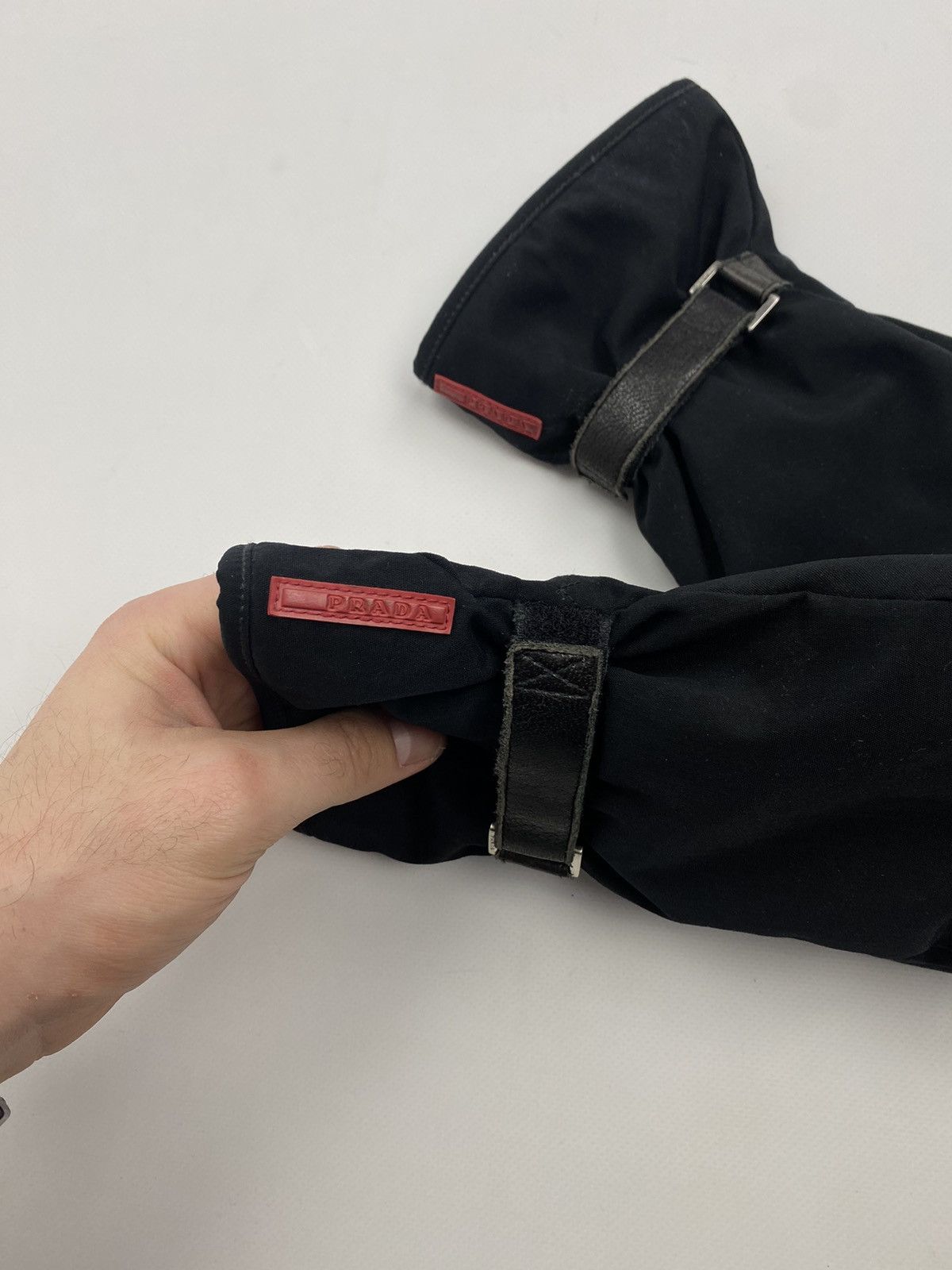 Prada Prada Sport Black Ski Gloves with Red Tab Size ONE SIZE - 2 Thumbnail