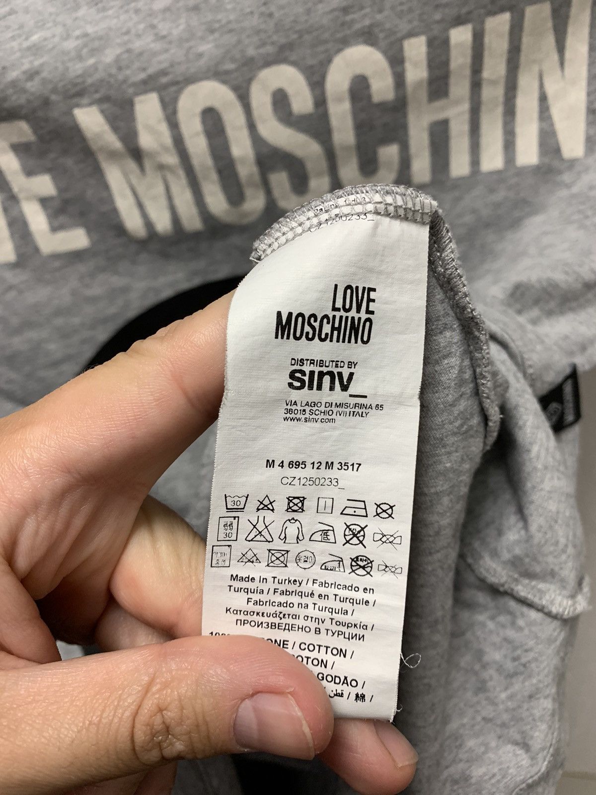 Moschino Love moschino big logo grey t-shirt S sz Size US S / EU 44-46 / 1 - 5 Thumbnail