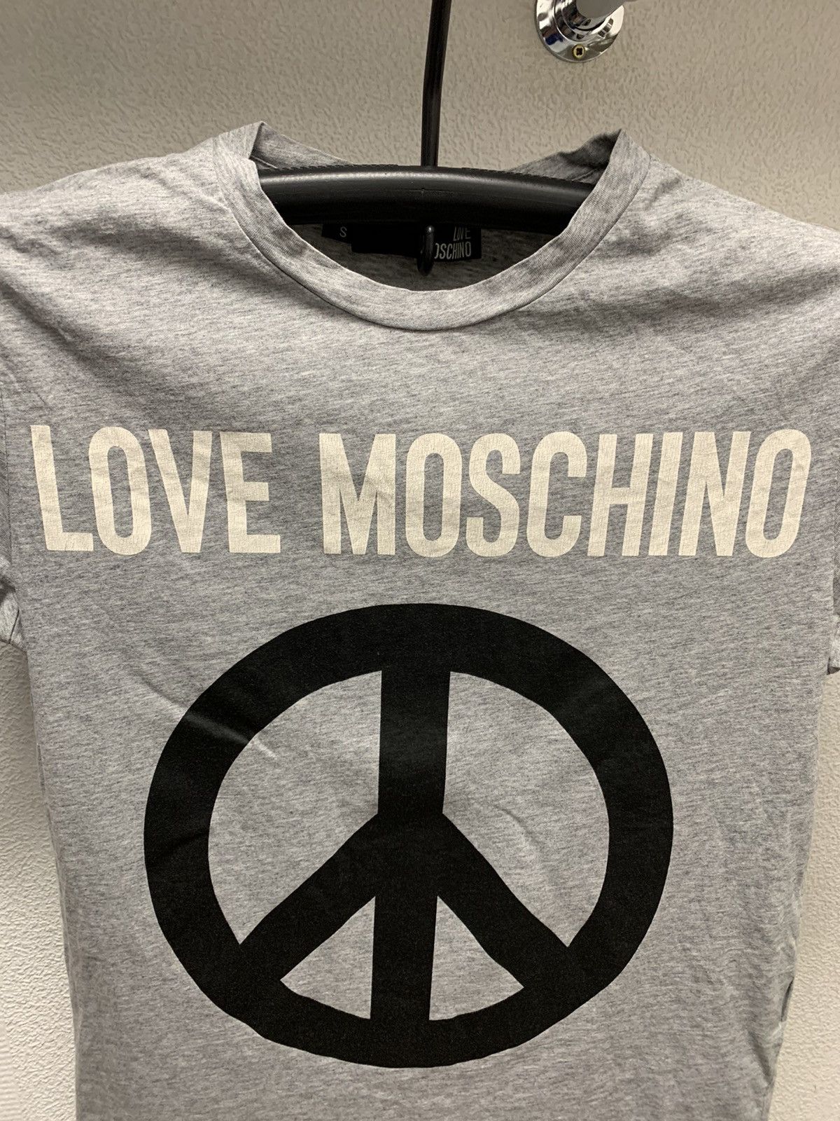 Moschino Love moschino big logo grey t-shirt S sz Size US S / EU 44-46 / 1 - 3 Thumbnail
