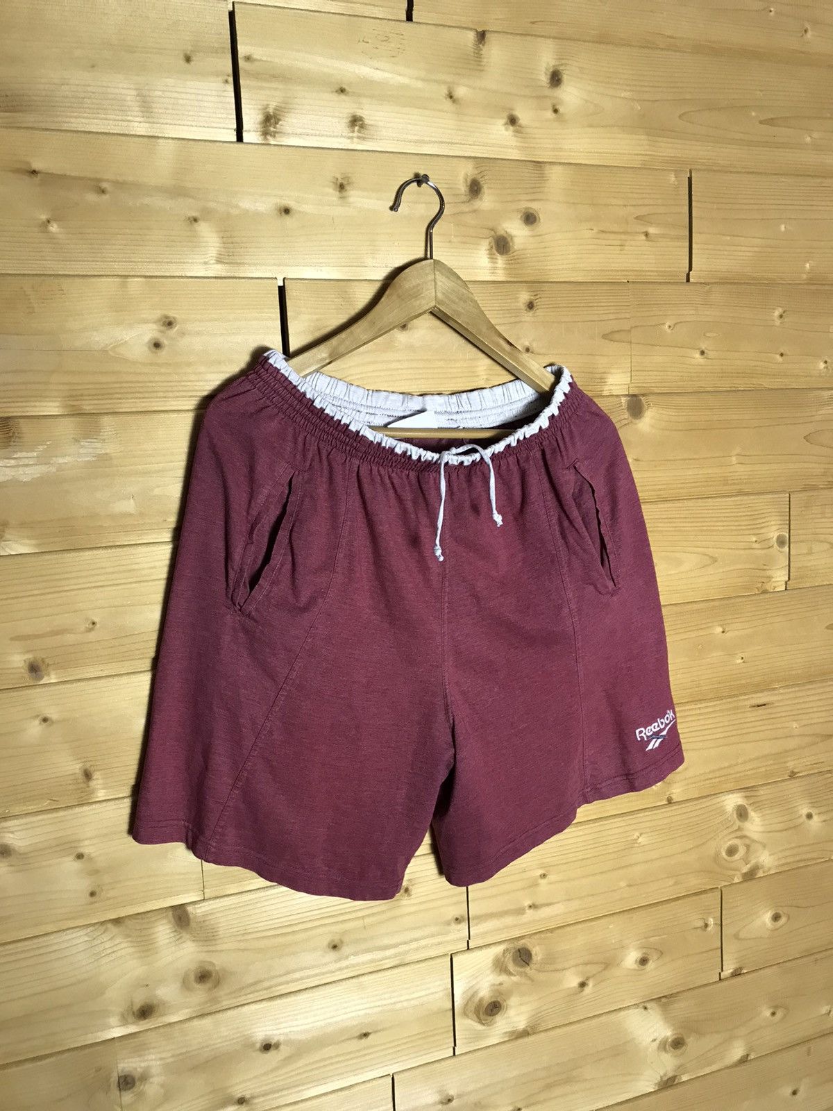 Reebok Vintage Reebok shorts Size US 32 / EU 48 - 1 Thumbnail