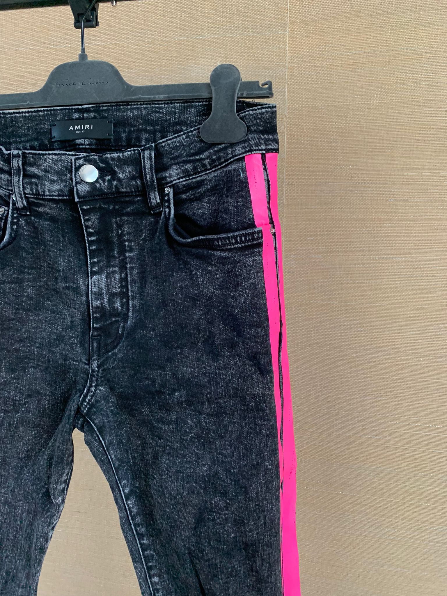 Amiri o1rshd1 Broken Track Jeans in Vintage Black x Neon Pink Size US 30 / EU 46 - 6 Thumbnail