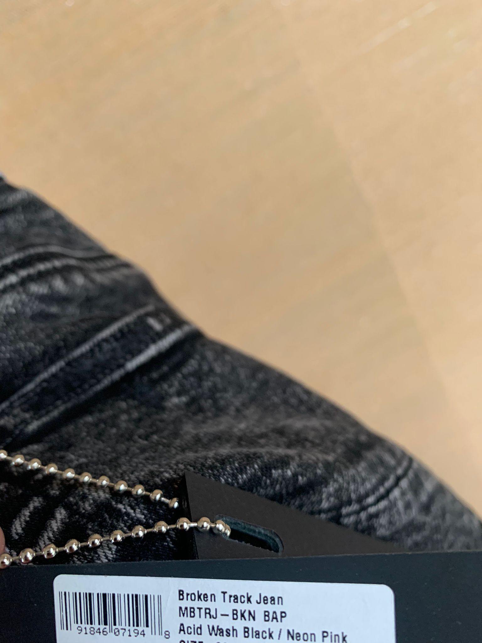 Amiri o1rshd1 Broken Track Jeans in Vintage Black x Neon Pink Size US 30 / EU 46 - 13 Thumbnail