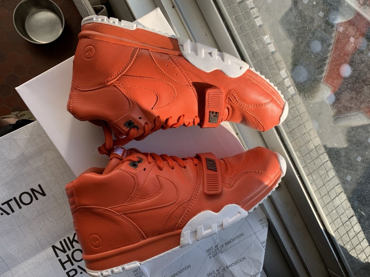 Fragment Design × Nike Fragment Design x Air Trainer 1 Mid SP 2015 Size US 11 / EU 44 - 2 Thumbnail