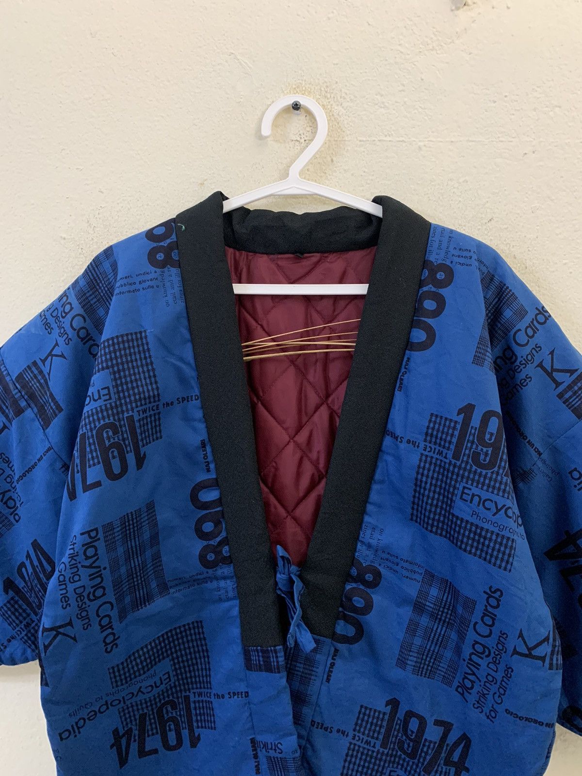 Japanese Brand Encyclopedia Playing Card Kimono Jacket Size US L / EU 52-54 / 3 - 4 Thumbnail