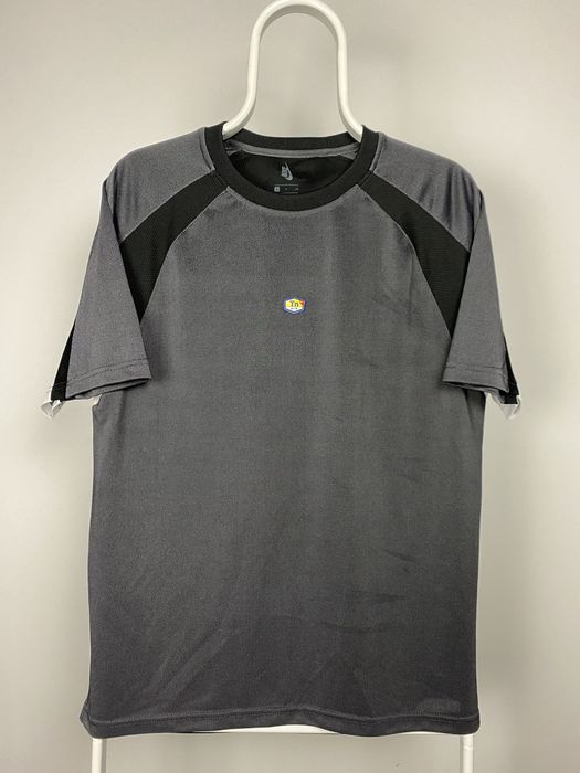 Vintage grey best sale nike t shirt