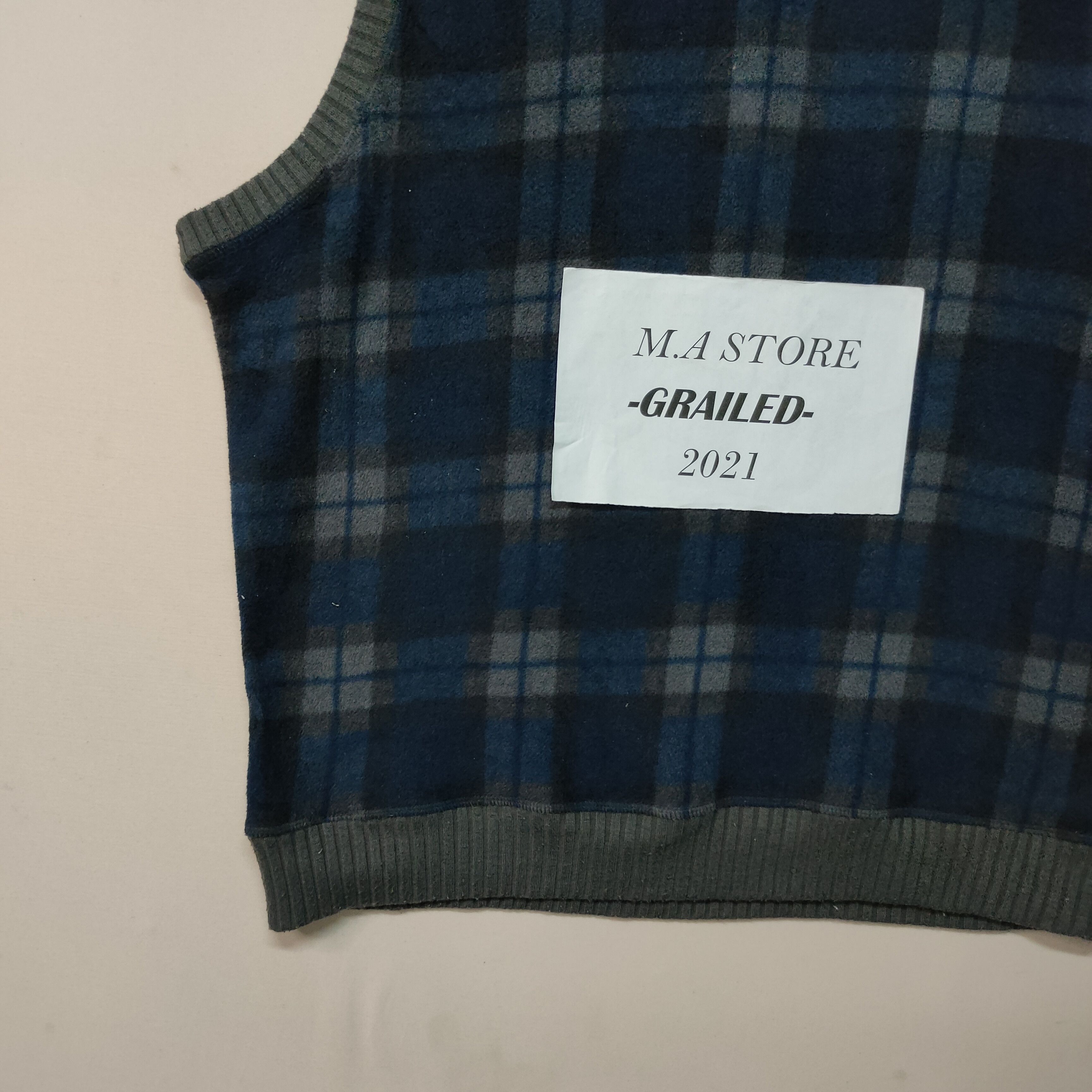 Japanese Brand Vintage Unbranded Checkred Design Reversable Vest Size US XL / EU 56 / 4 - 4 Thumbnail
