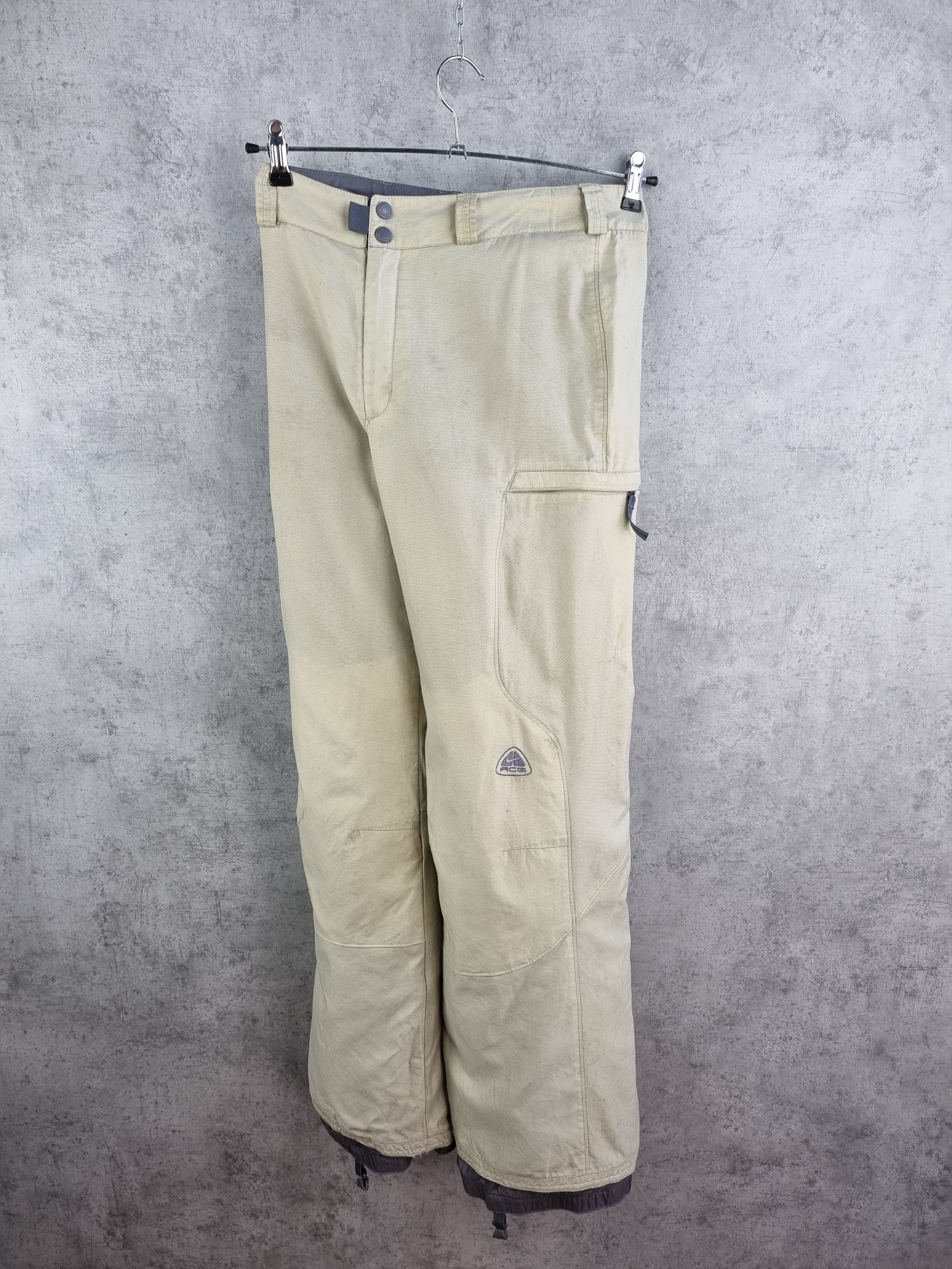 image of Nike Acg Ski Pants 3 Outer Layer Couche Externe Trousers in Champagne, Men's (Size 32)