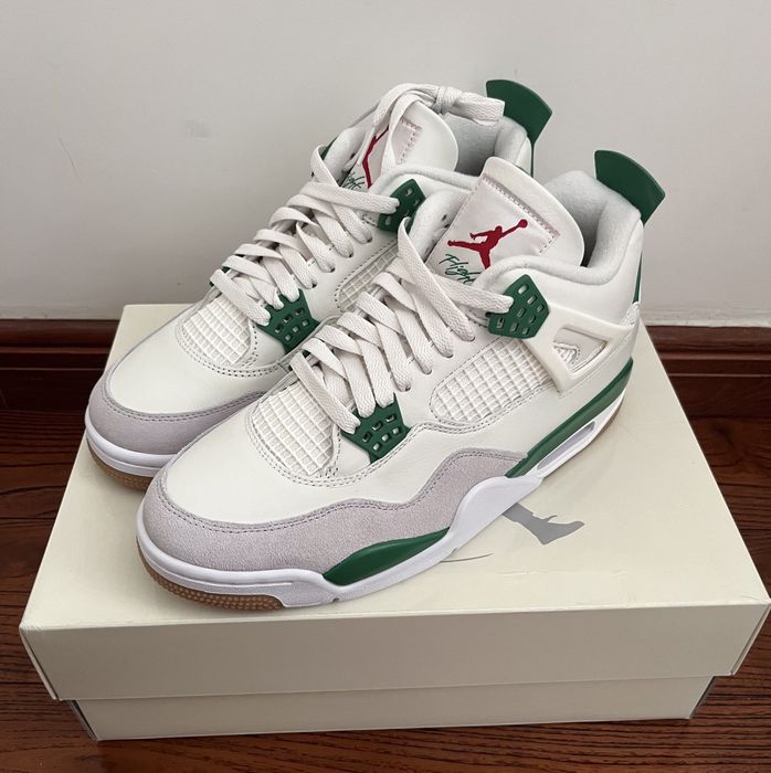 Jordan Brand Air Jordan 4 Retro SB Pine Green | Grailed