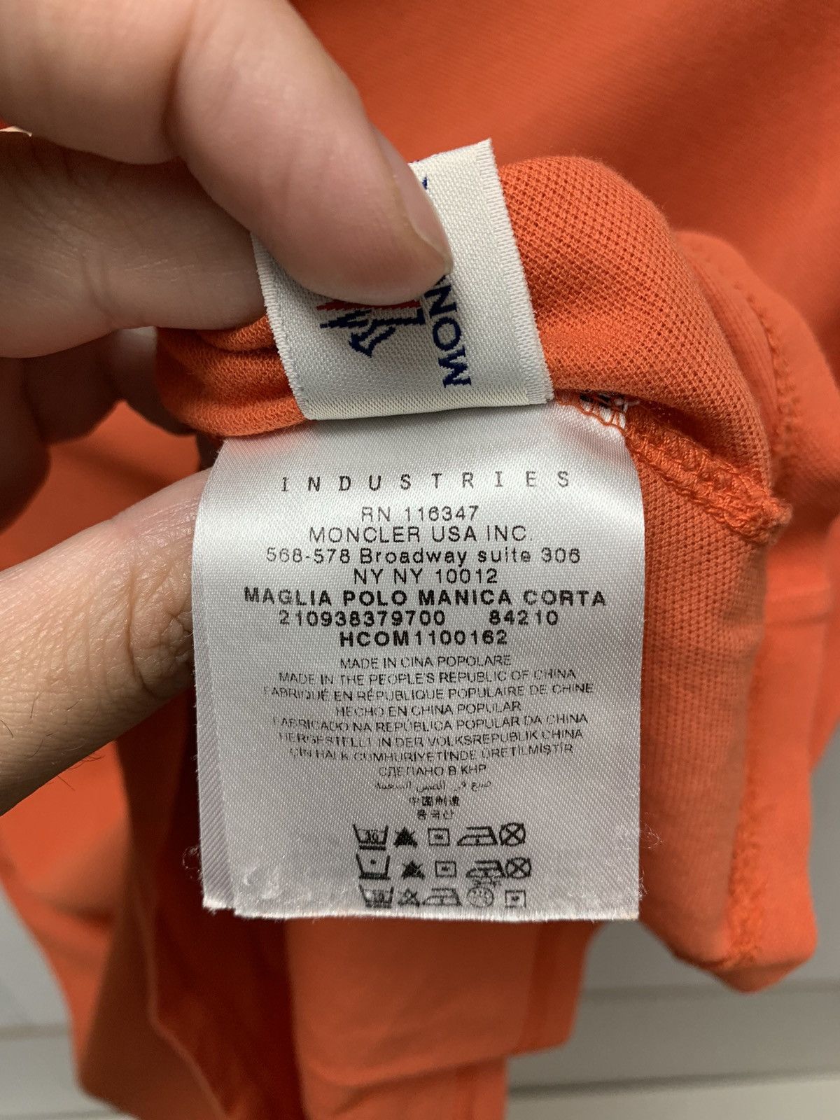 Moncler Moncler women orange polo Xl sz Size XL / US 12-14 / IT 48-50 - 3 Thumbnail