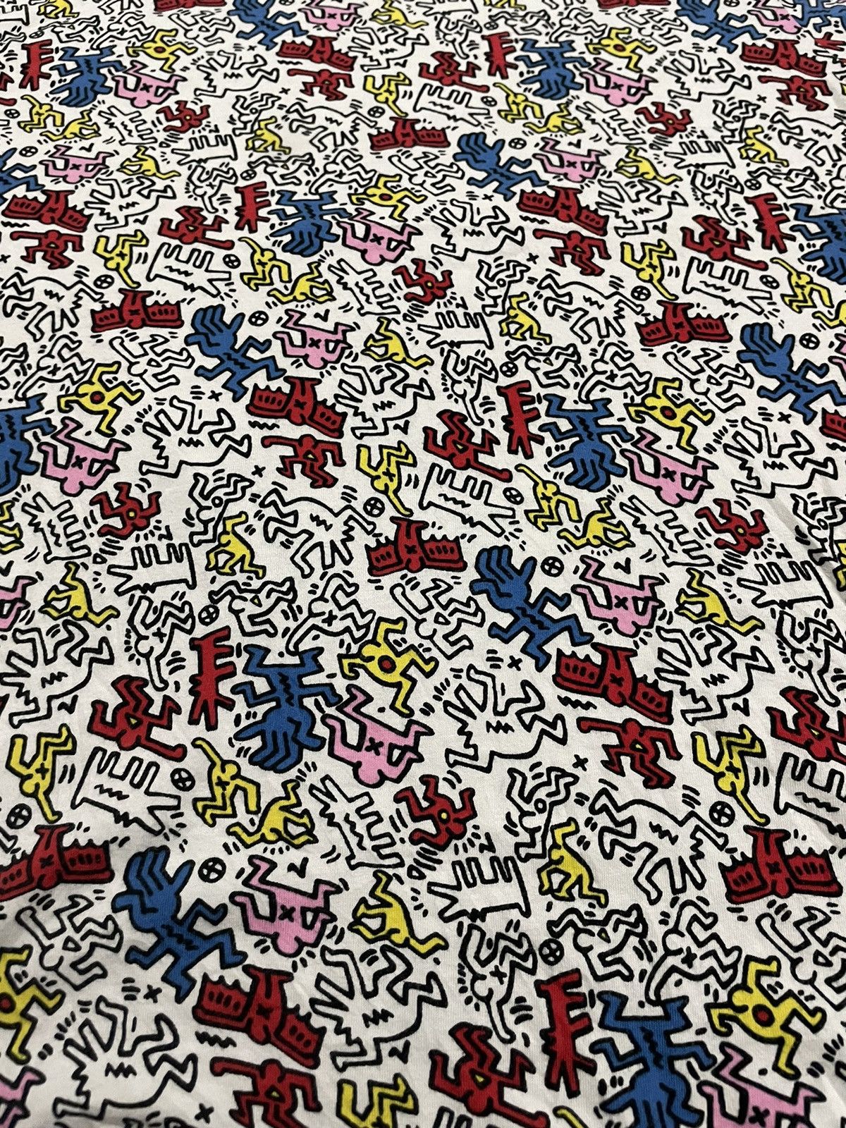 Keith Haring Rare🔥Keith Haring 2014 AOP Pop Arts Doodle Tee Size US M / EU 48-50 / 2 - 8 Thumbnail