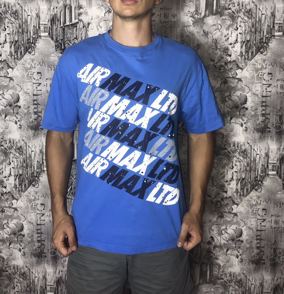 Vintage Vintage Nike air max t-shirt Size US L / EU 52-54 / 3 - 1 Thumbnail