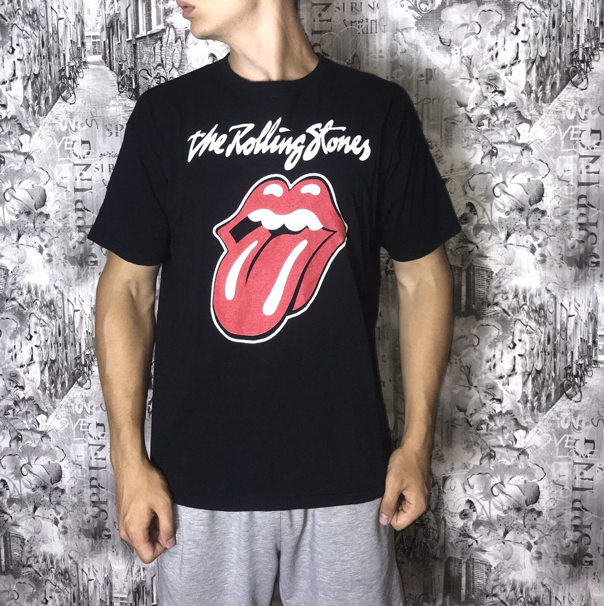 Band Tees The Rolling Stones 2018 tour t-shirt Size US XL / EU 56 / 4 - 1 Thumbnail