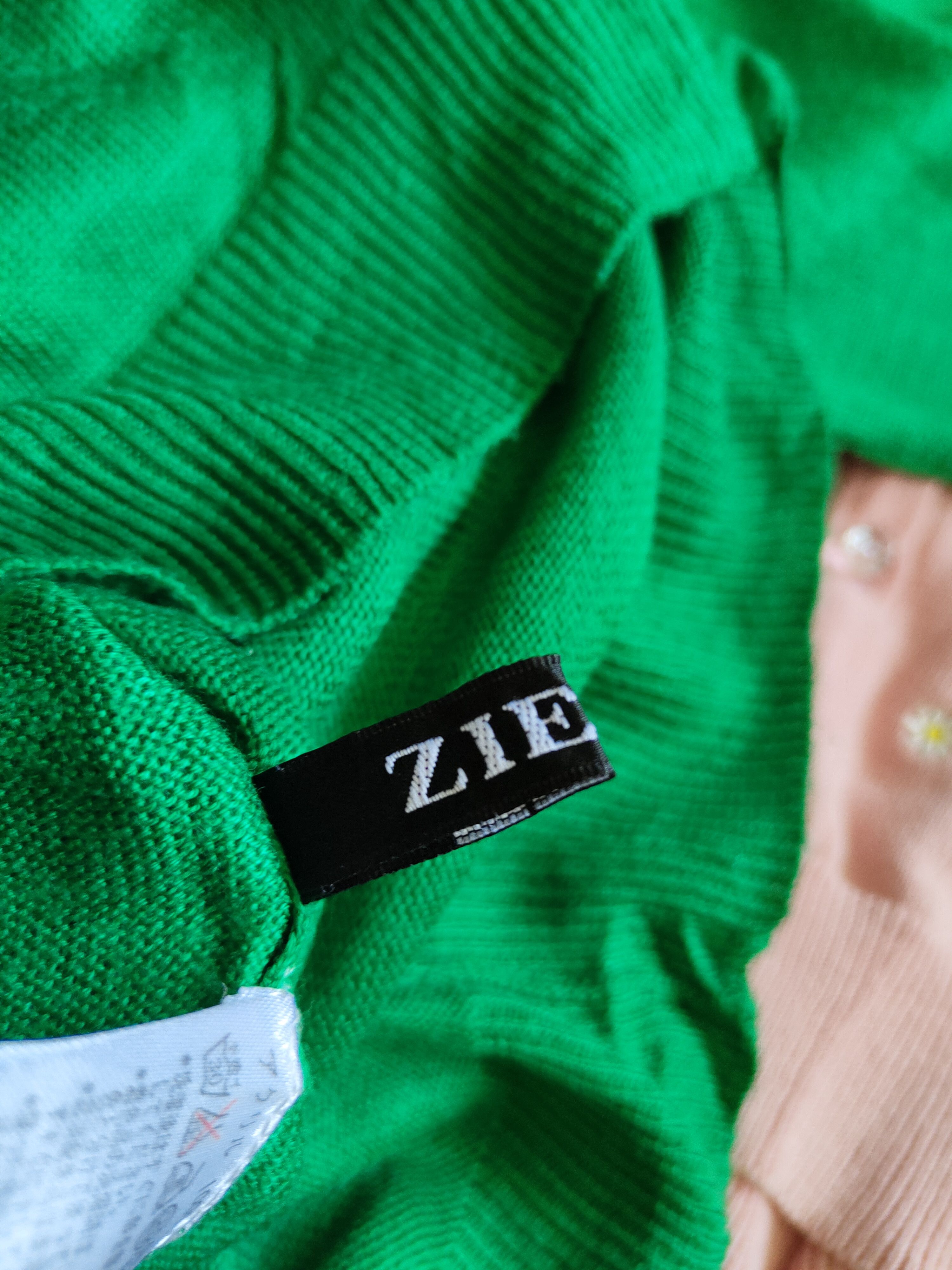 Japanese Brand Ziena japan Green knitwear vintage plain Cardigan #S908 Size S / US 4 / IT 40 - 11 Thumbnail