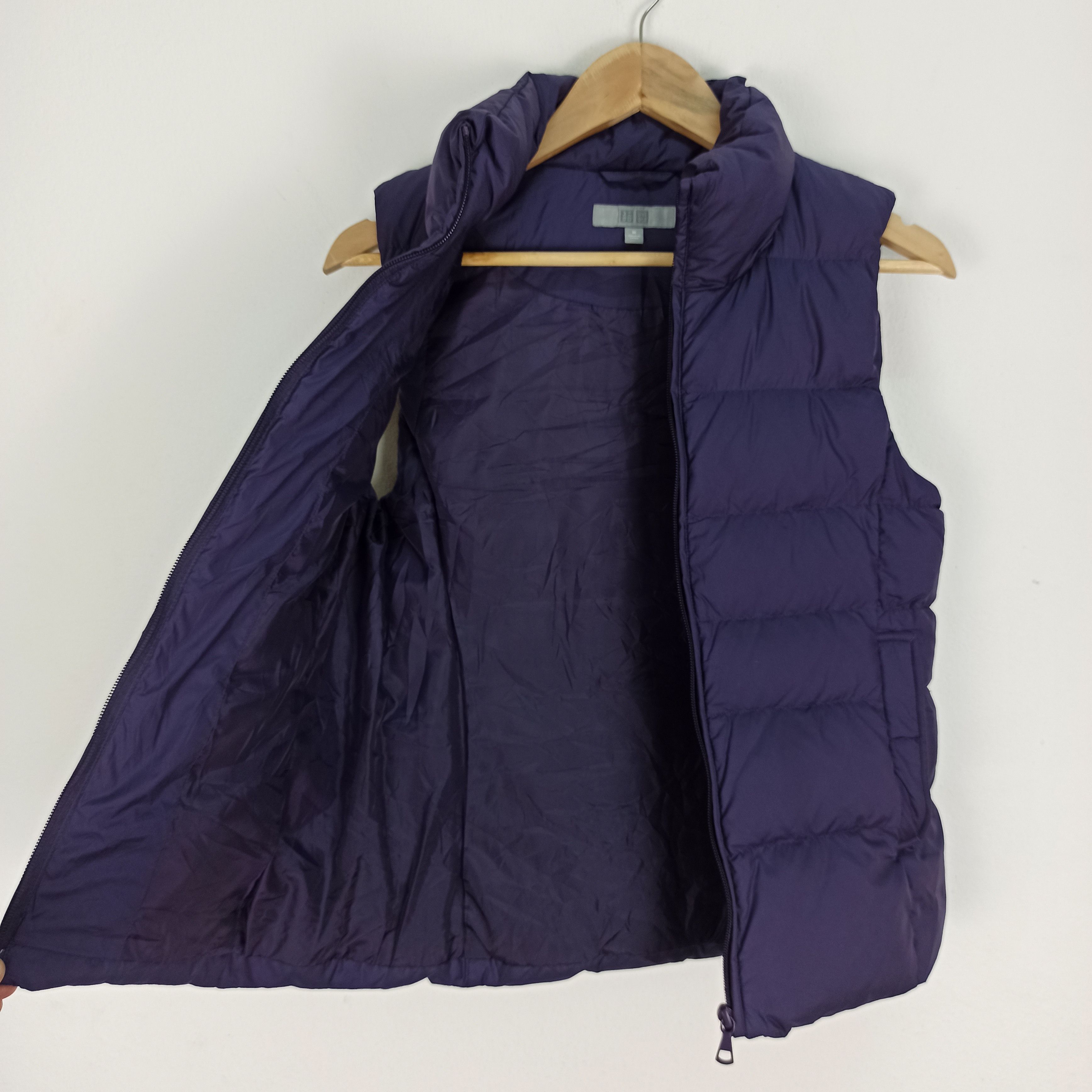 Uniqlo Uniqlo Puffer Jacker Vest For Ladies Size M / US 6-8 / IT 42-44 - 5 Thumbnail