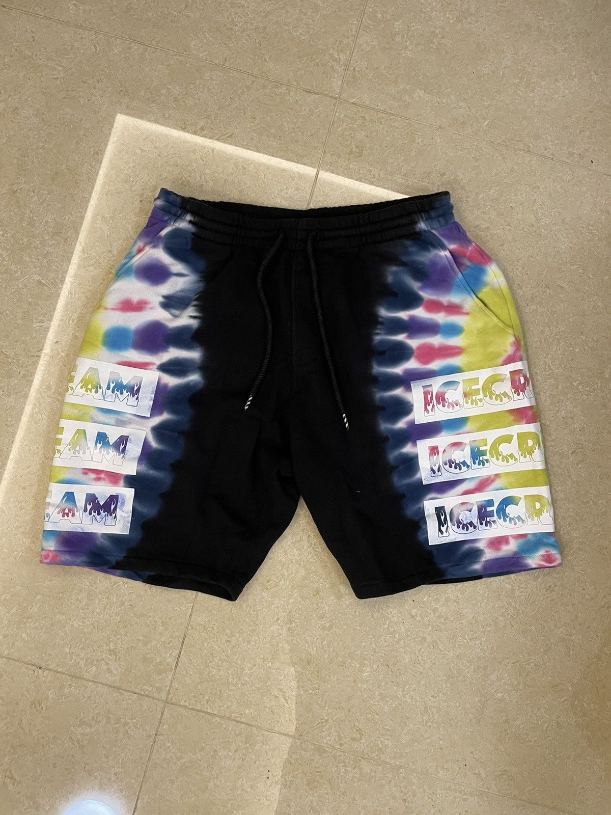 UNWORN* Icecream flame logo tie dye sweat shorts