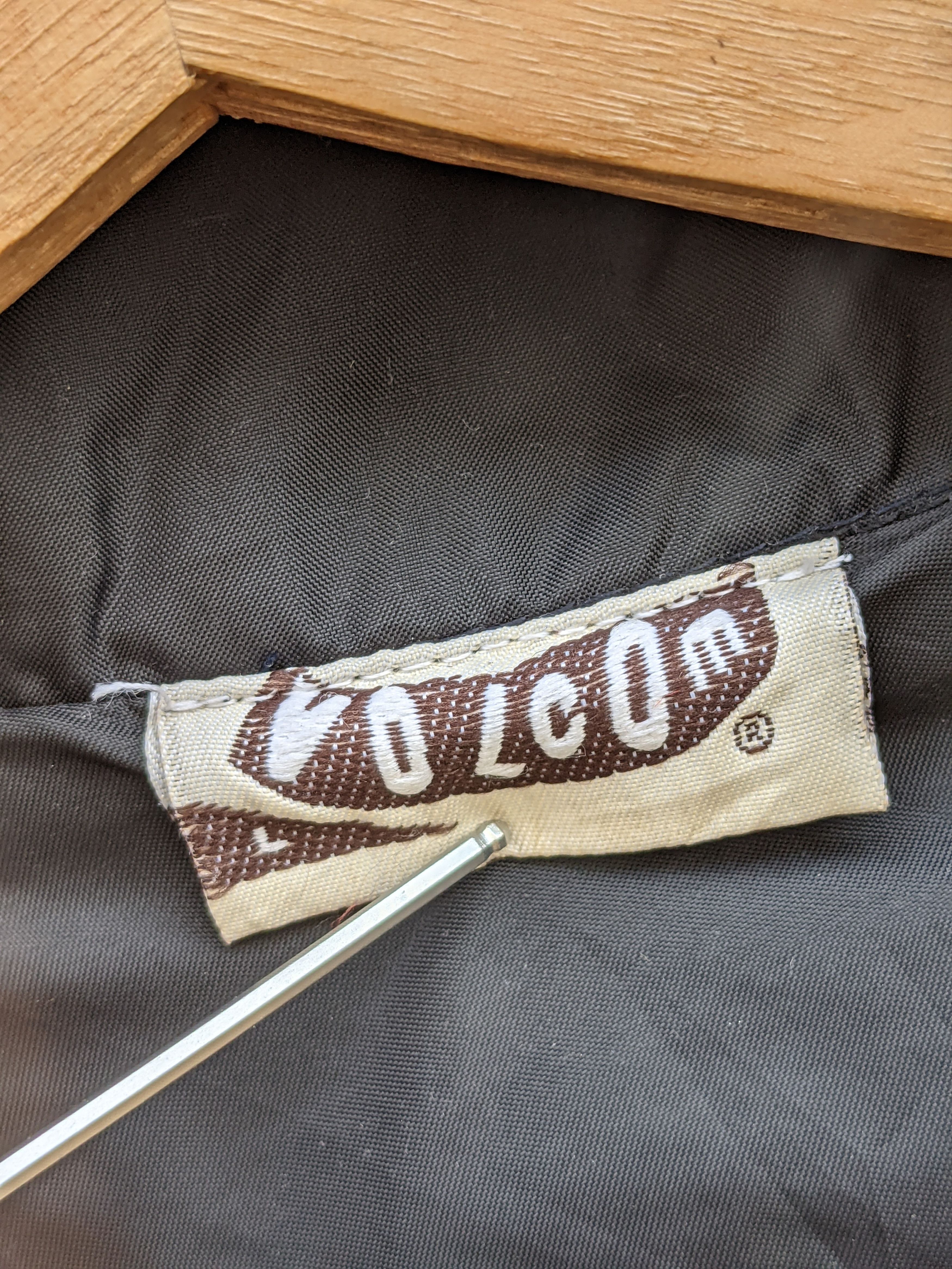 Volcom ⚡️Steals⚡️ Volcom Embroidery Spellout Jacket Size US L / EU 52-54 / 3 - 8 Thumbnail
