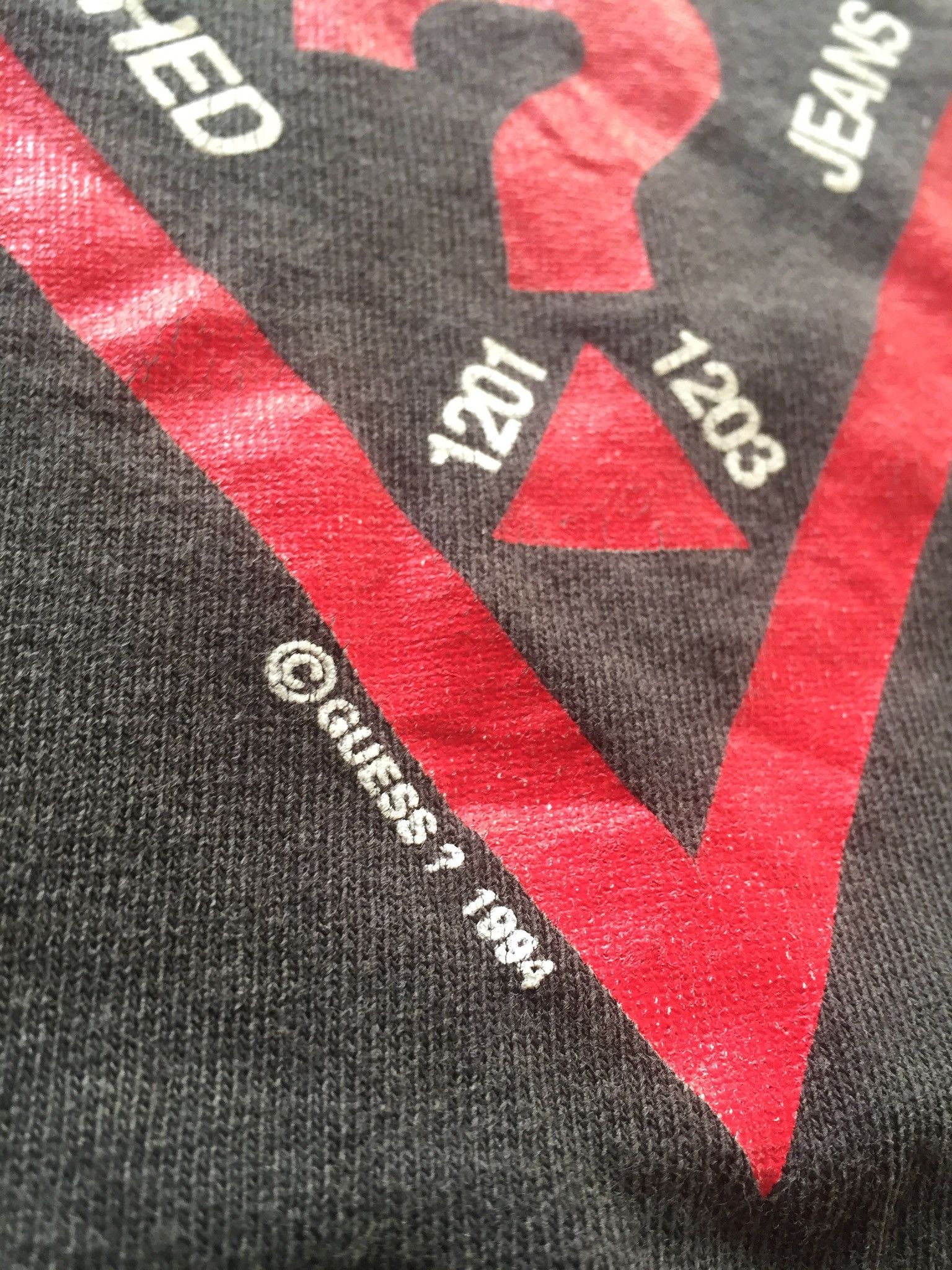 Guess Guess big logo 1994 Sun Faded Size US L / EU 52-54 / 3 - 3 Thumbnail