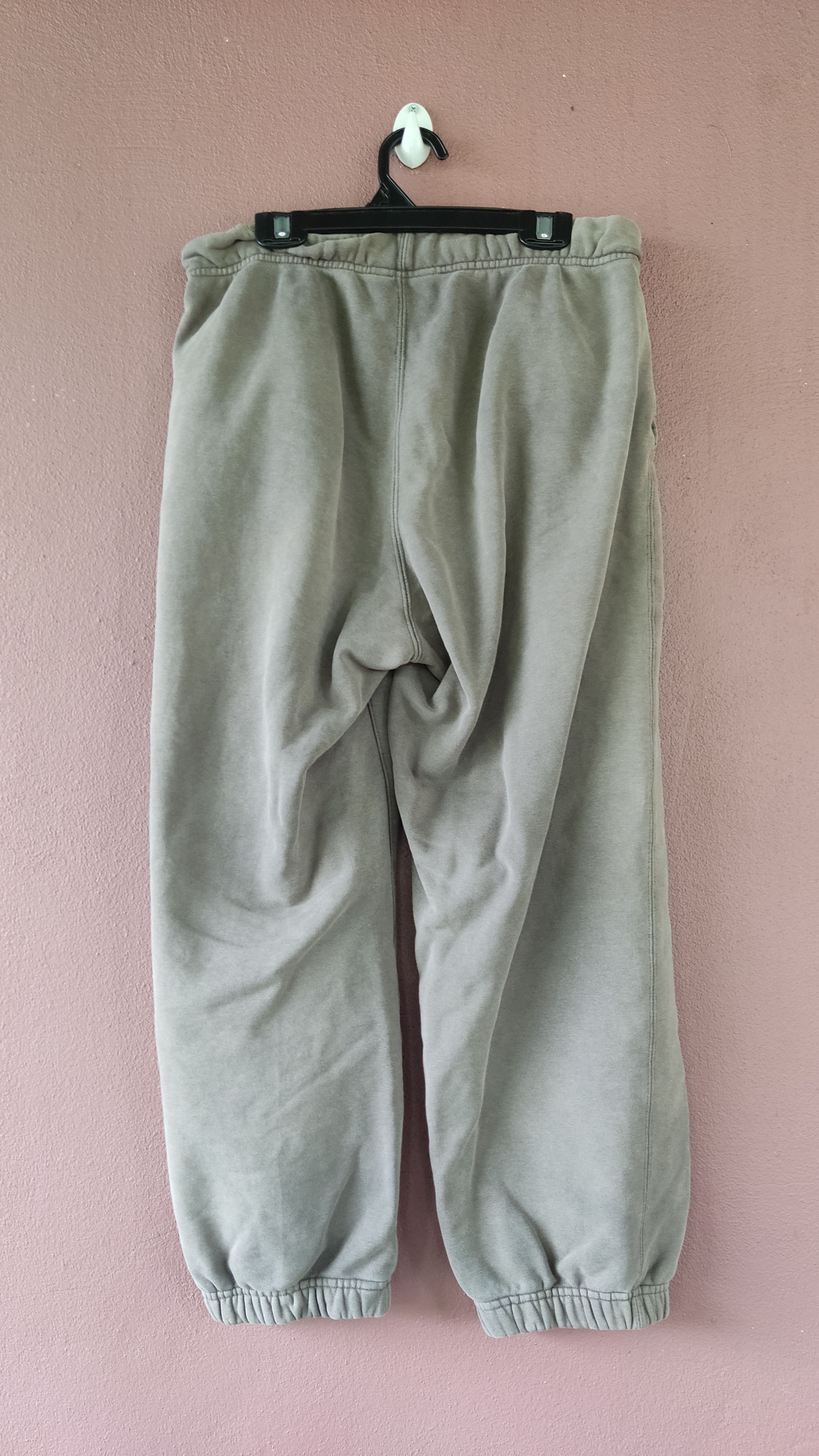 Uniqlo Uniqlo Undercover sweatpants size M Size US 28 / EU 44 - 2 Thumbnail