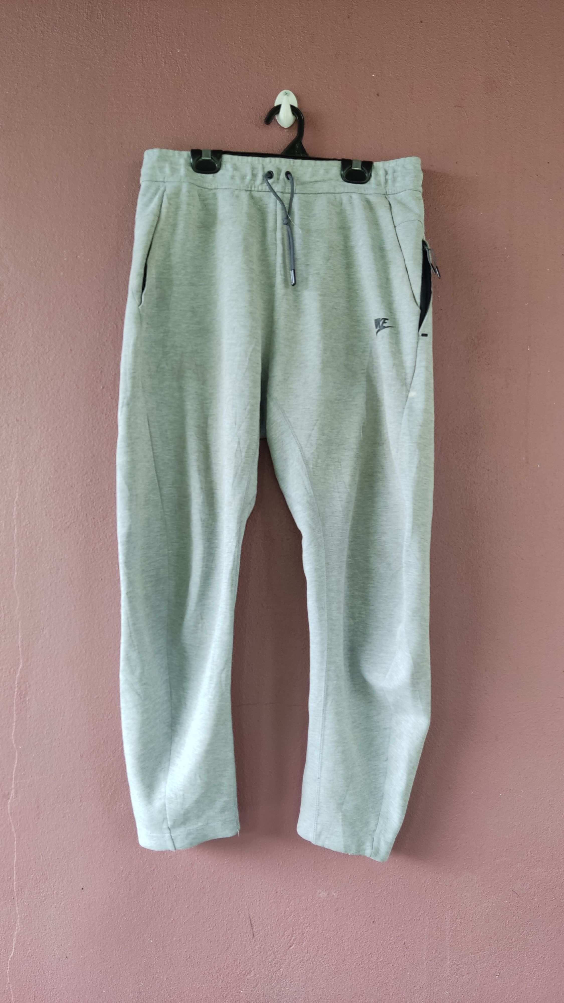 Nike Nike sweatpants size L Size US 31 - 1 Thumbnail