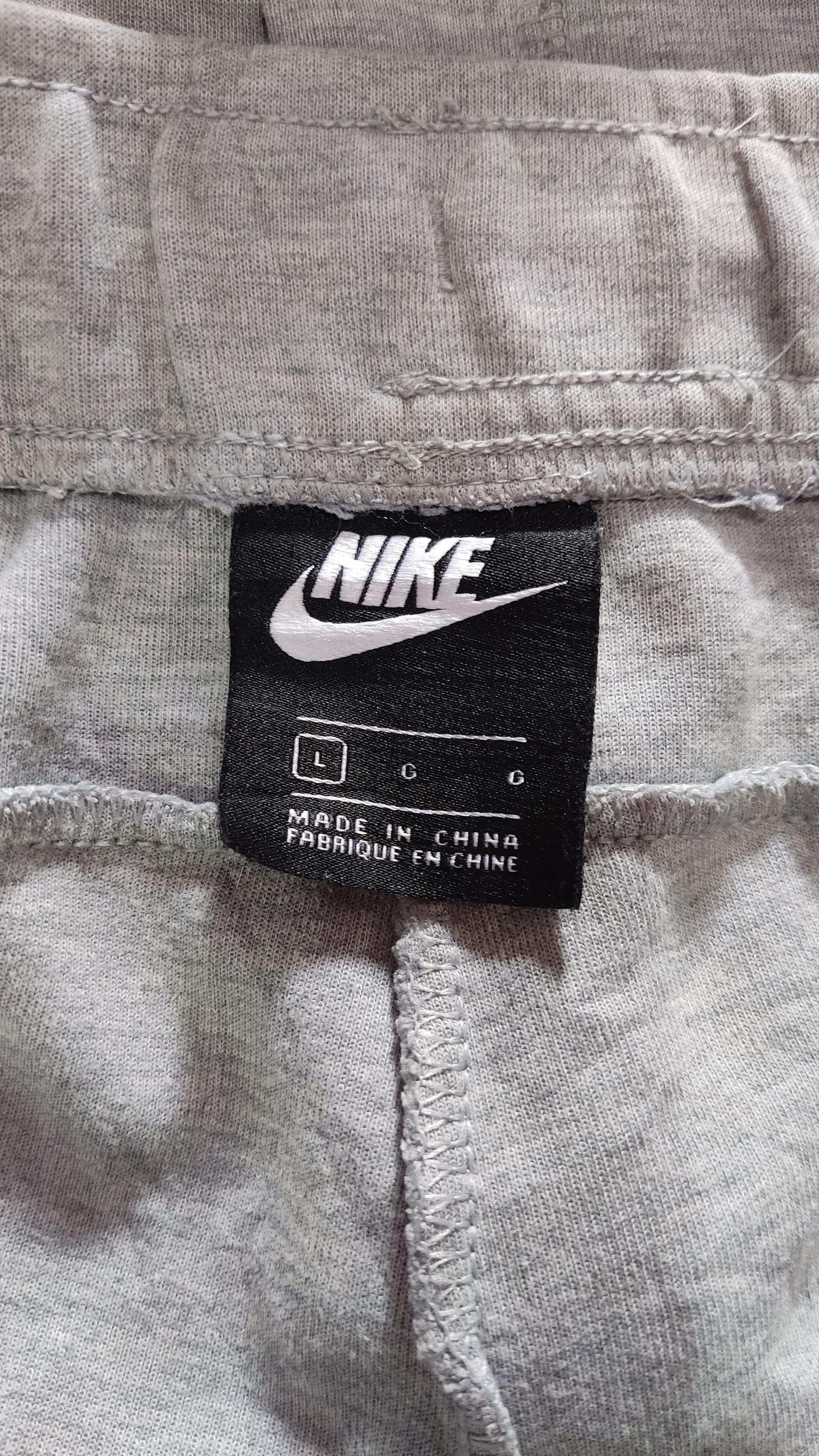 Nike Nike sweatpants size L Size US 31 - 3 Thumbnail
