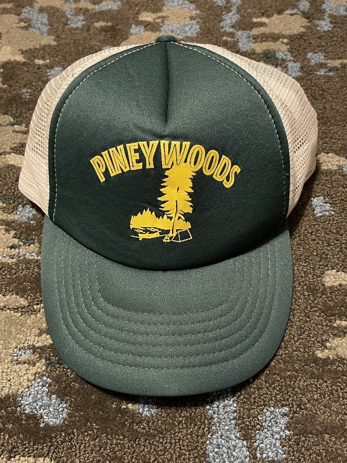 Vintage Vintage Pineywoods Trucker Hat Size ONE SIZE - 1 Thumbnail