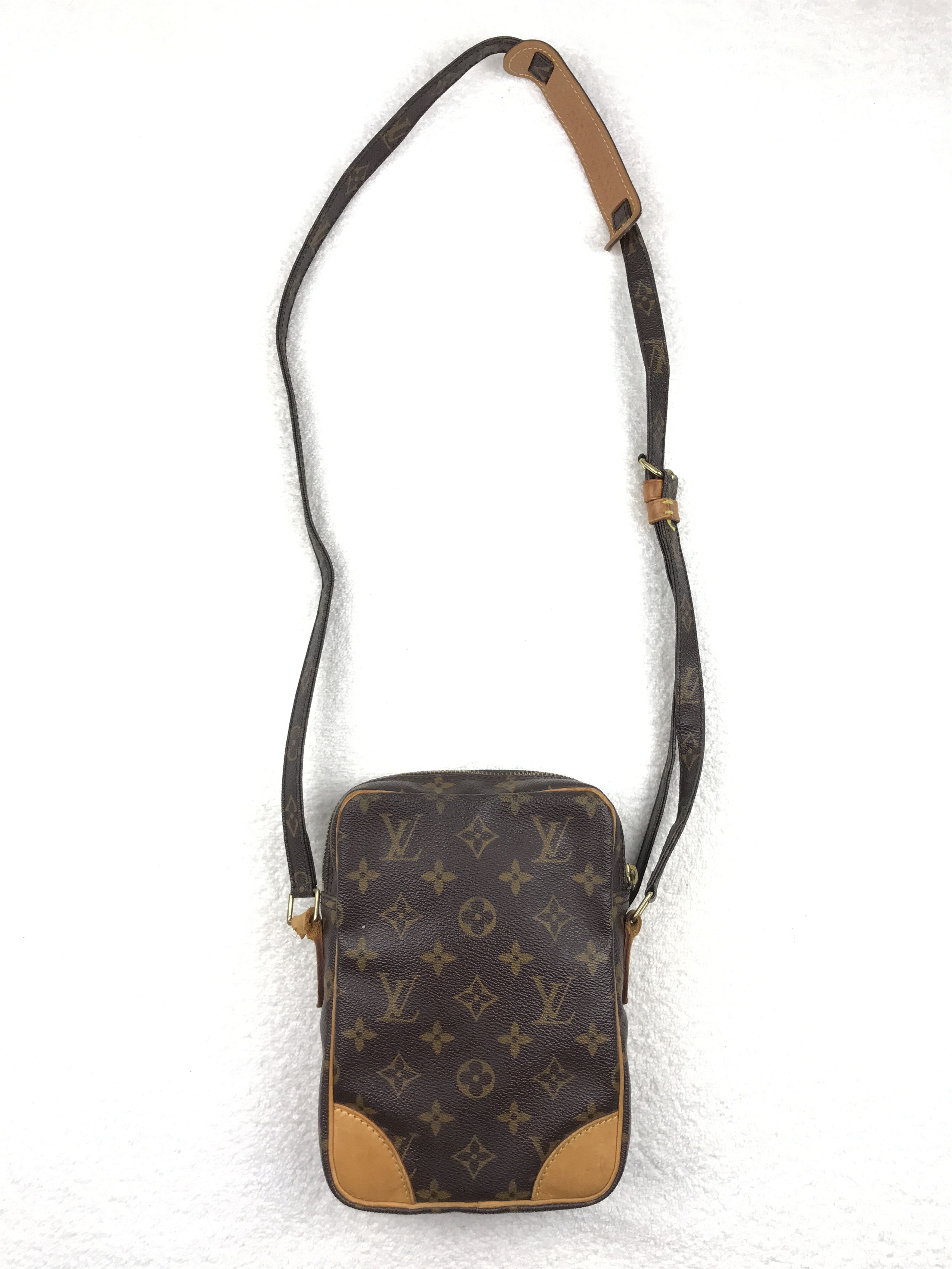 Louis Vuitton Vintage Louis Vuitton Danube Monogram Canvas Size ONE SIZE - 1 Thumbnail