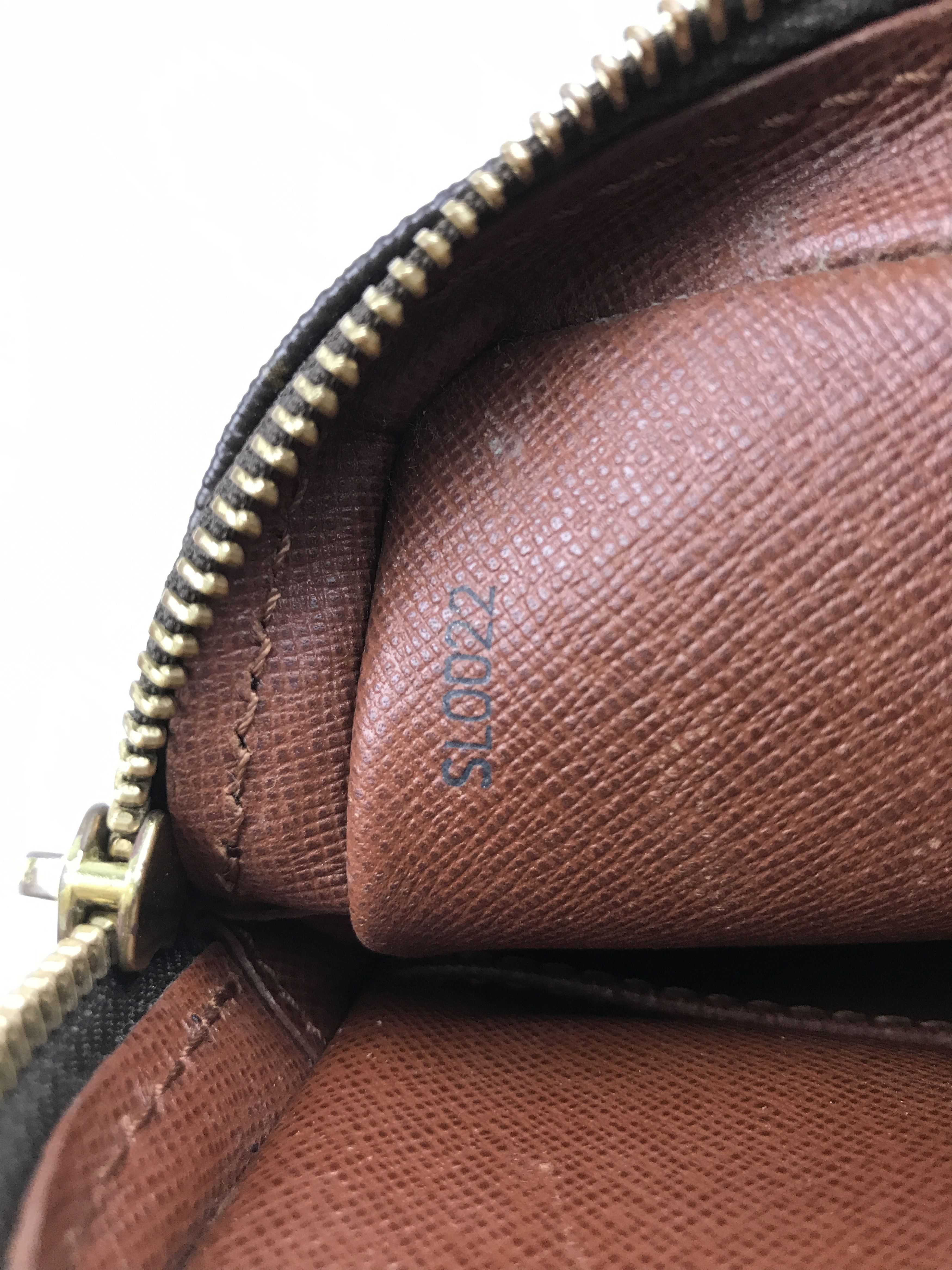 Louis Vuitton Vintage Louis Vuitton Danube Monogram Canvas Size ONE SIZE - 8 Thumbnail