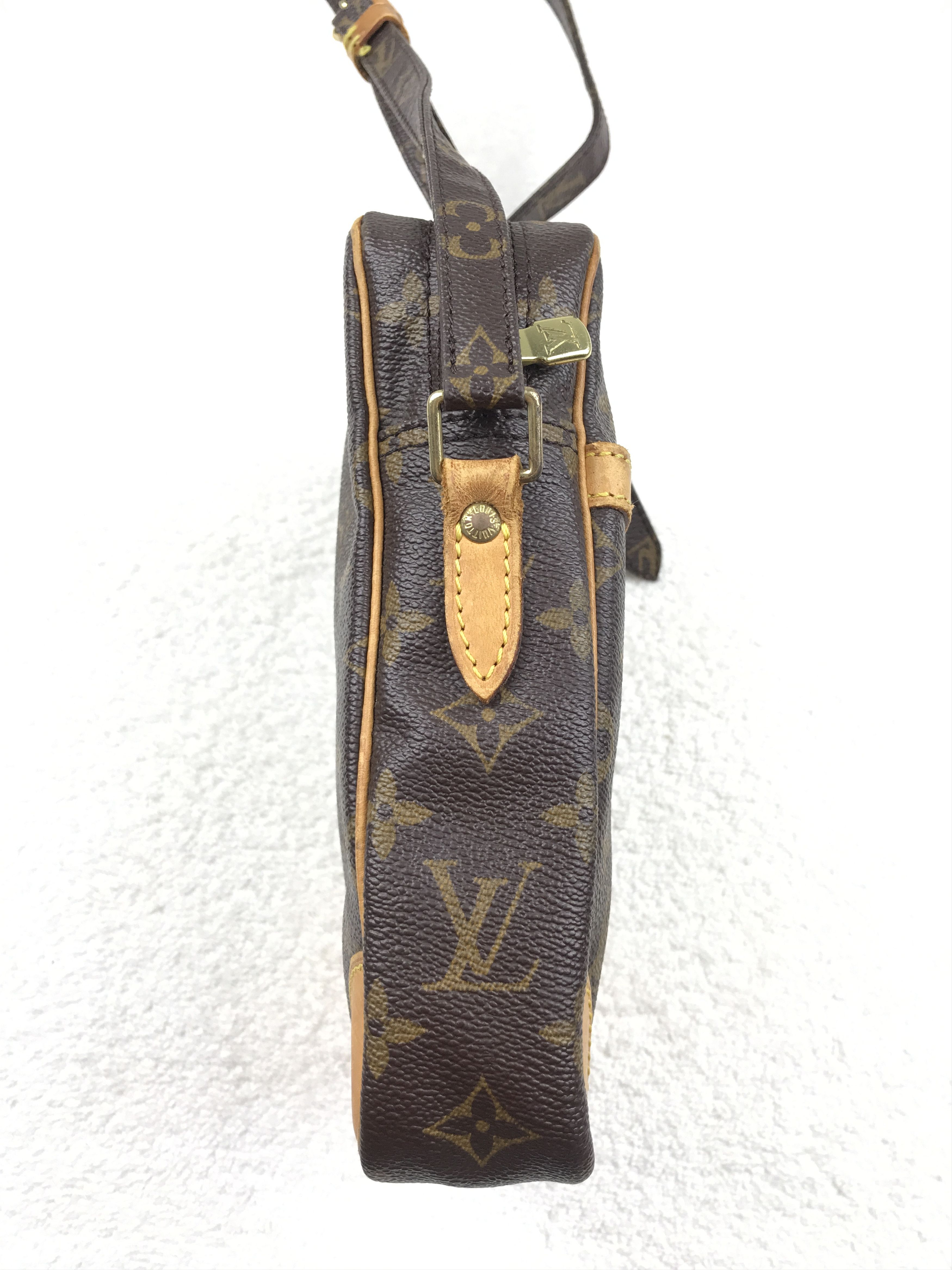 Louis Vuitton Vintage Louis Vuitton Danube Monogram Canvas Size ONE SIZE - 23 Thumbnail