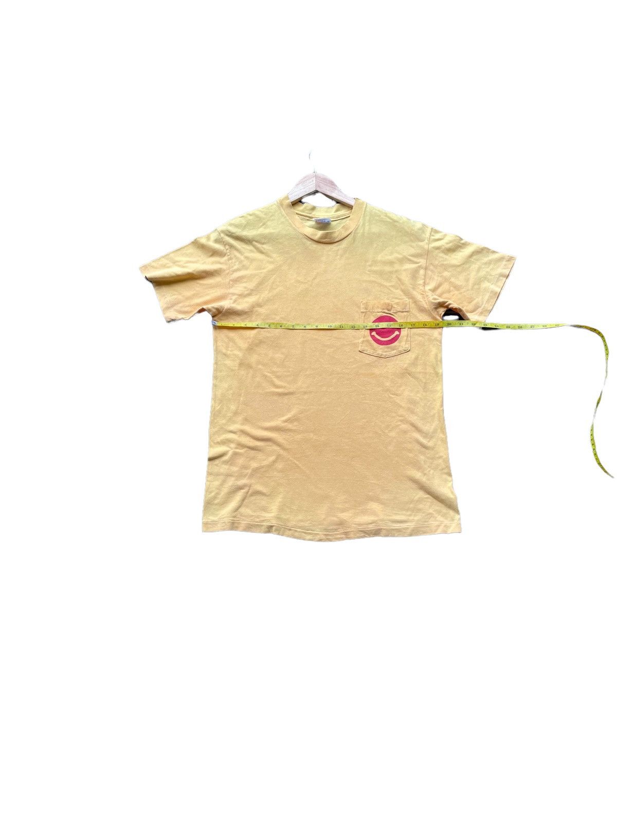 Hanes Vintage Smiley Face Love & Peace Tshirt Size US M / EU 48-50 / 2 - 3 Thumbnail