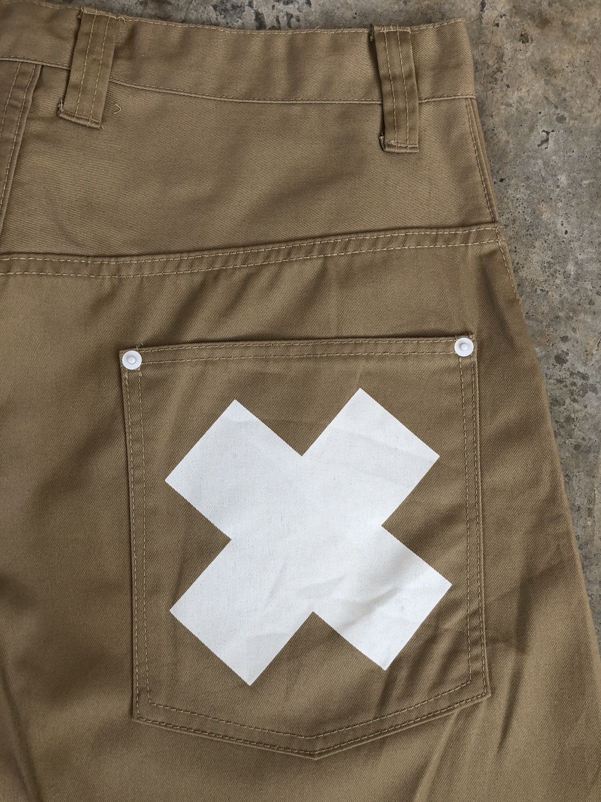 Japanese Brand One Piece X X Khaki Pants Size US 33 - 11 Thumbnail