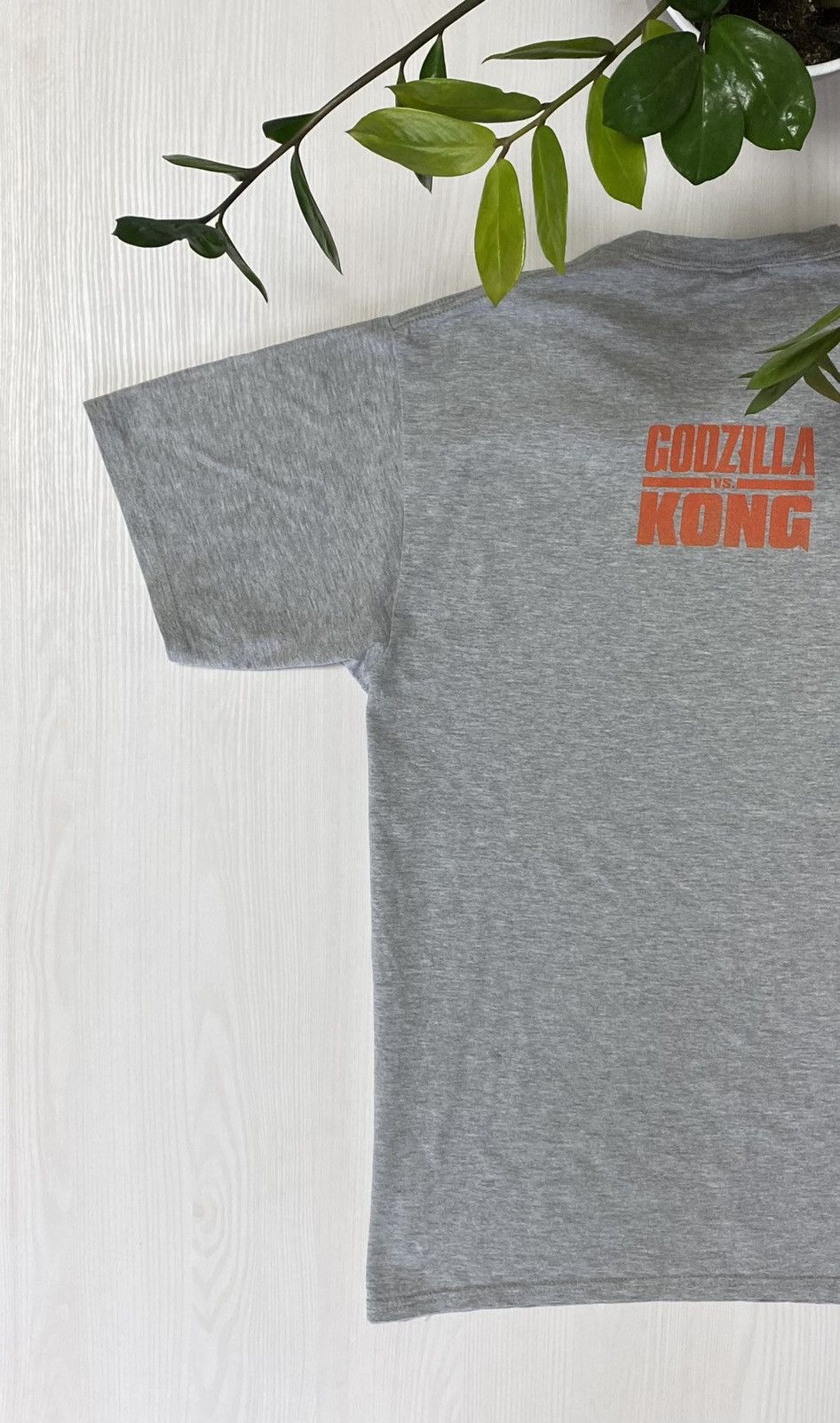 Vintage Vintage Godzilla VS Kong promo tee king Kong y2k t-shirt Size US M / EU 48-50 / 2 - 4 Thumbnail