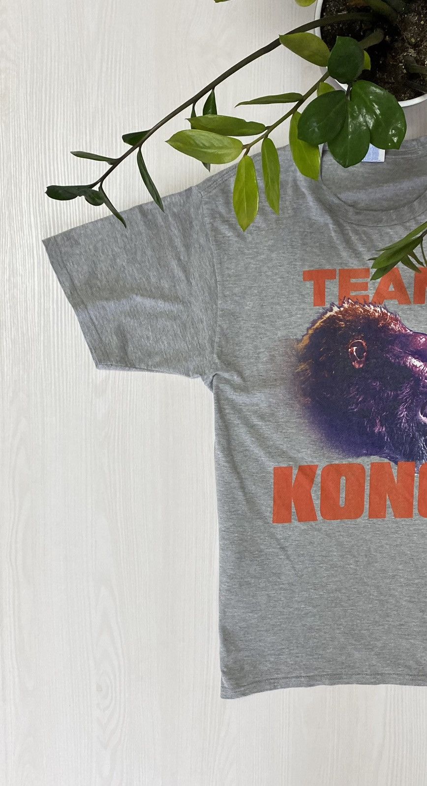 Vintage Vintage Godzilla VS Kong promo tee king Kong y2k t-shirt Size US M / EU 48-50 / 2 - 2 Thumbnail