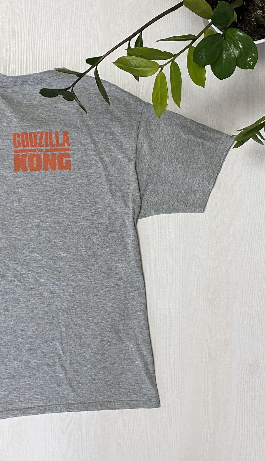 Vintage Vintage Godzilla VS Kong promo tee king Kong y2k t-shirt Size US M / EU 48-50 / 2 - 5 Thumbnail