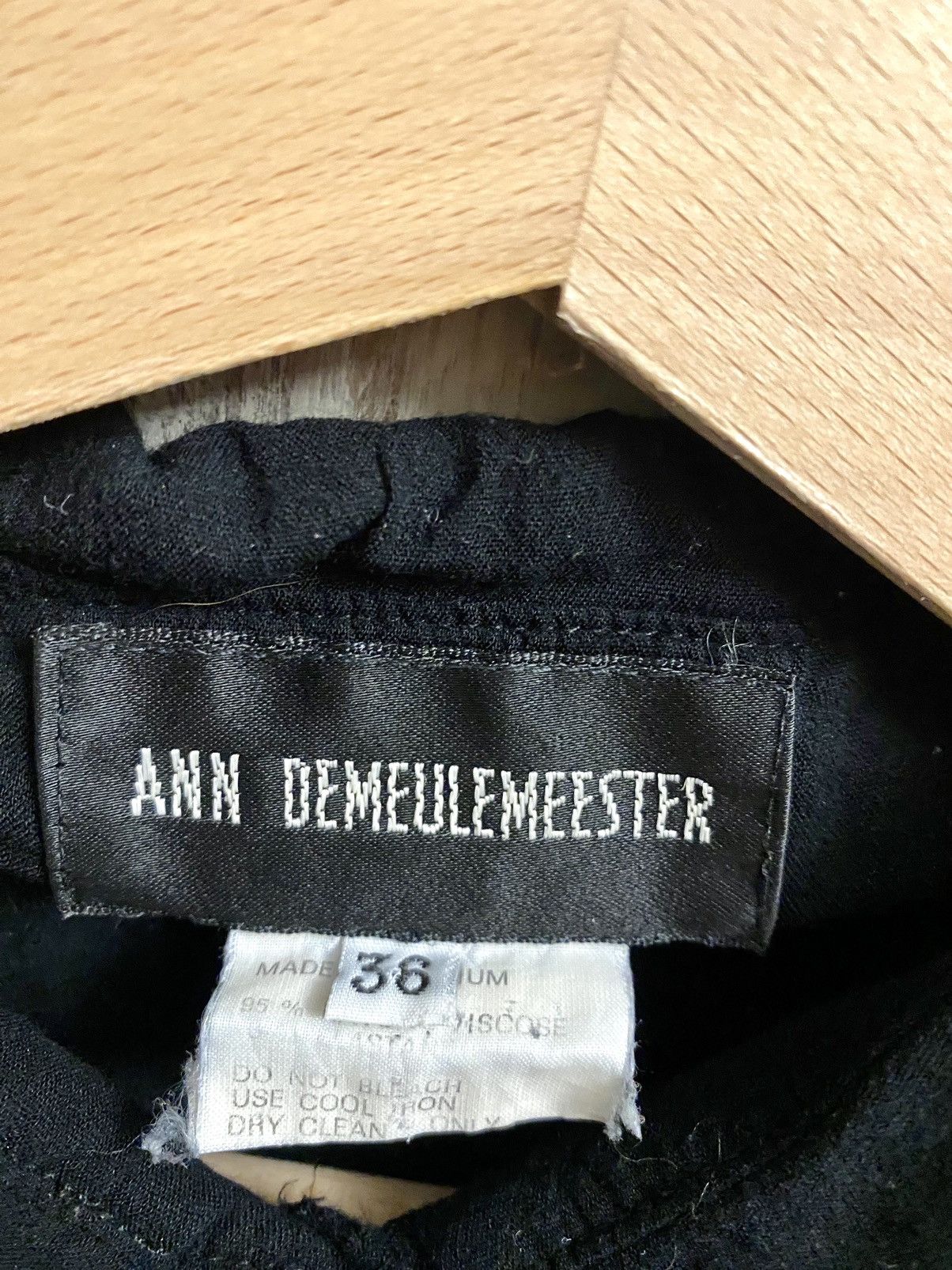 Ann Demeulemeester Ann Demeulemeester black vintage rayonne draped dress 36 Size XS / US 0-2 / IT 36-38 - 2 Thumbnail