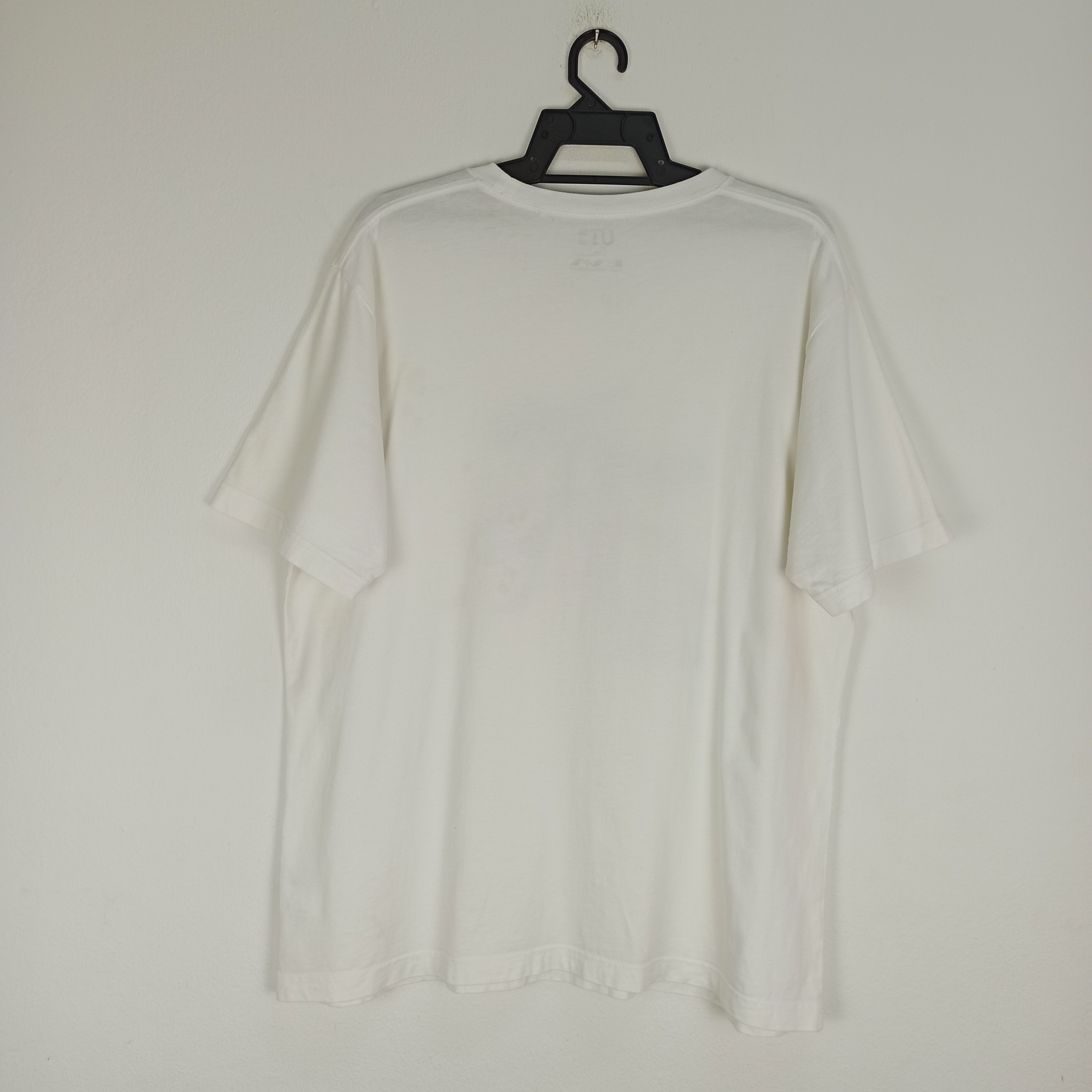 Anime Anime Neon Genesis Evangelion X Uniqlo Tshirt Size US XL / EU 56 / 4 - 5 Thumbnail