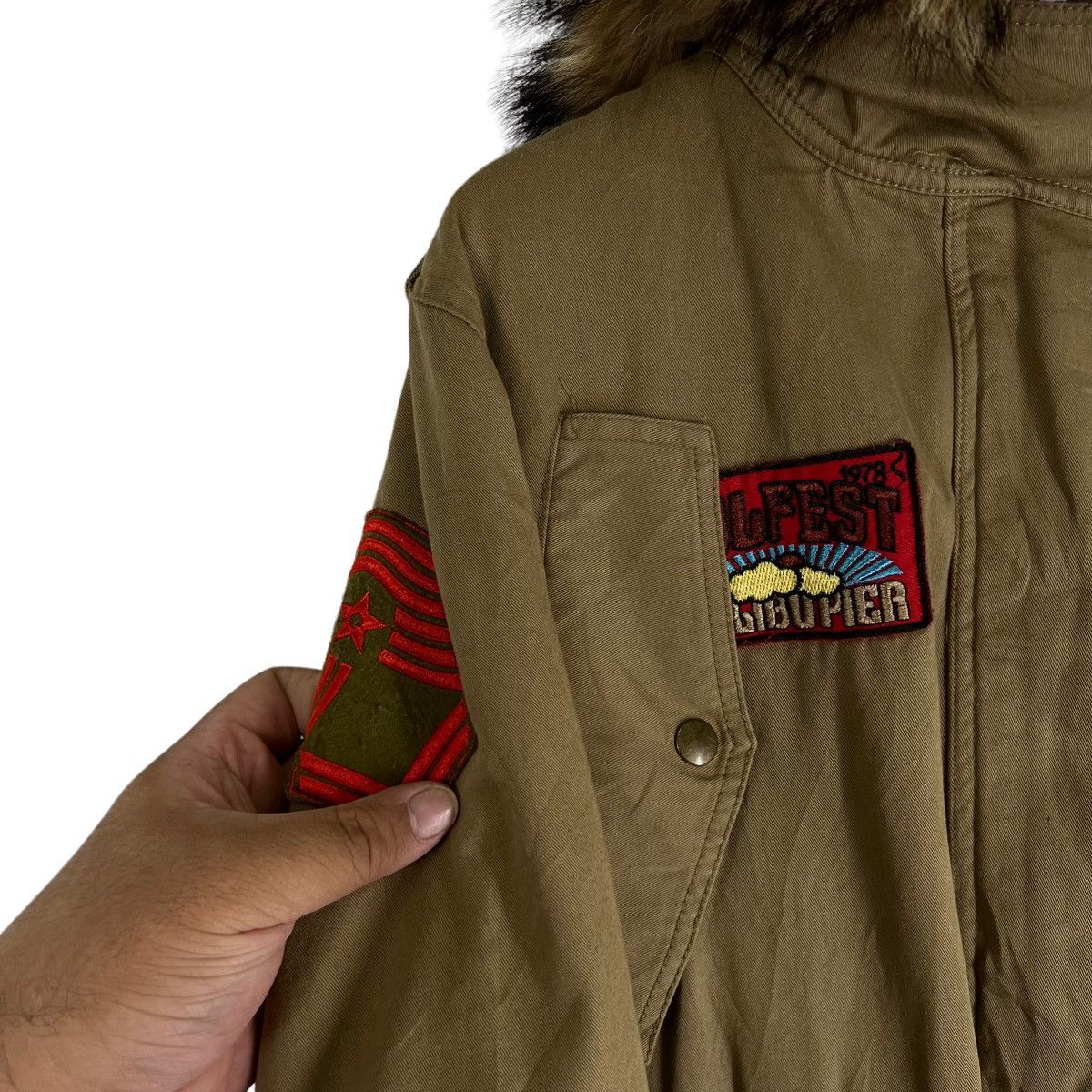 Japanese Brand VINTAGE PARKA MILITARY PATCHES JACKET MINK FUR HOODIE Size US M / EU 48-50 / 2 - 6 Thumbnail