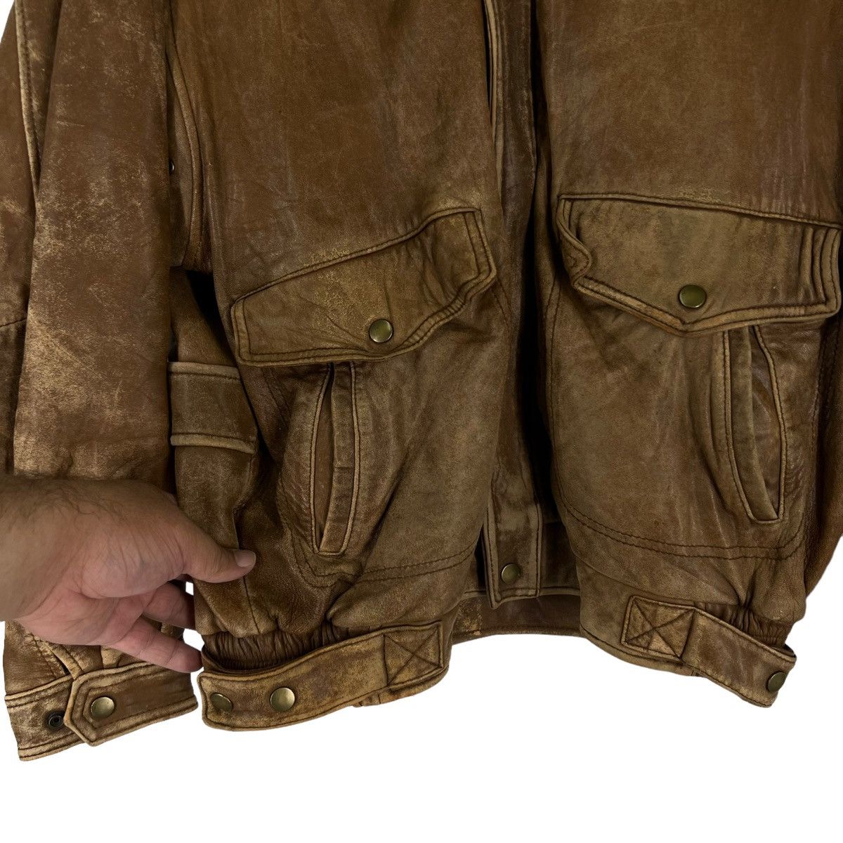 Japanese Brand VINTAGE BOMBER LEATHER JACKET ALL THE WAY BUZZRICKSON DESIGN Size US L / EU 52-54 / 3 - 8 Thumbnail