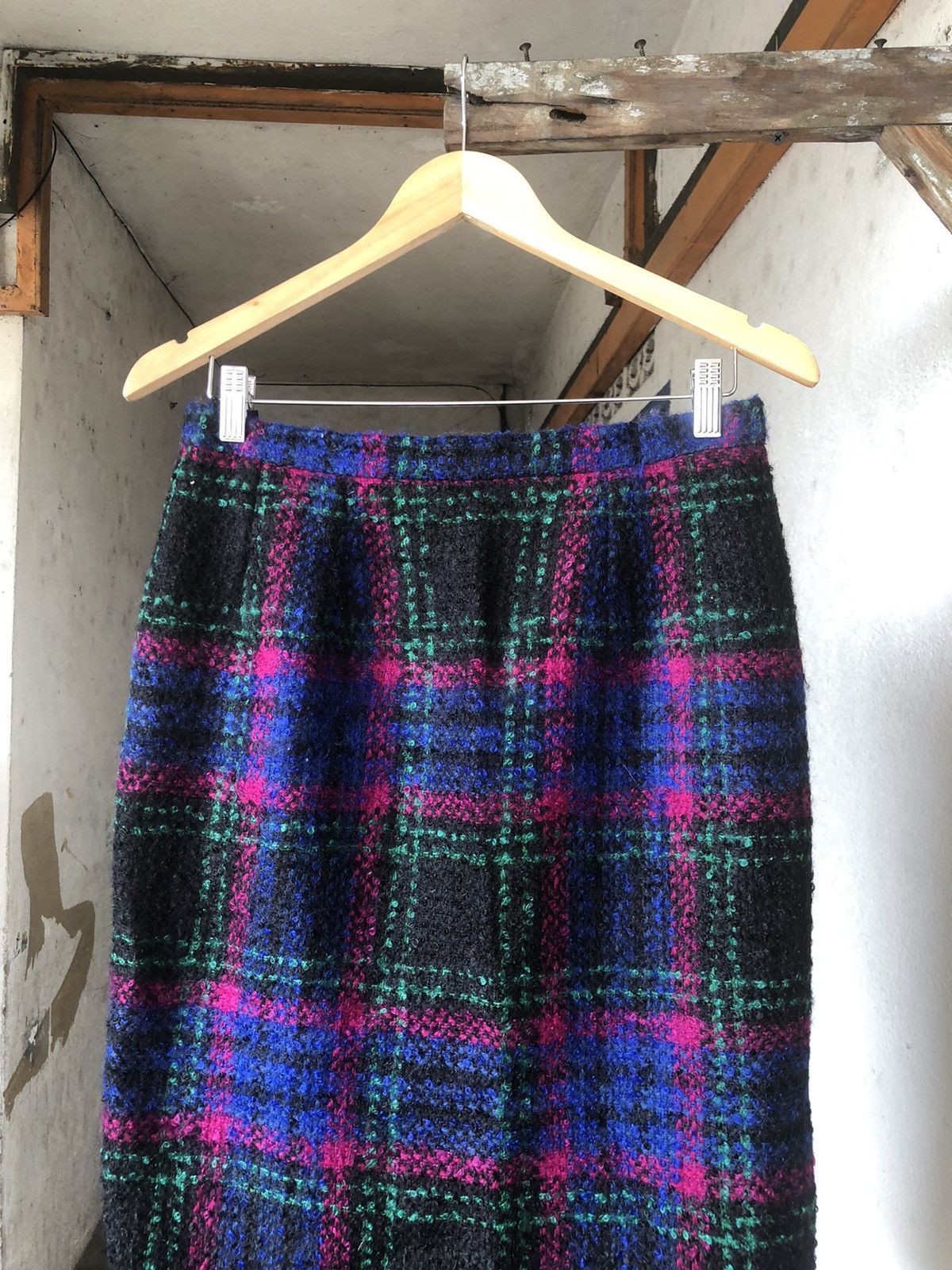 Celine Vintage Celine Paris Tweed Midi Skirt Size 28" / US 6 / IT 42 - 7 Thumbnail