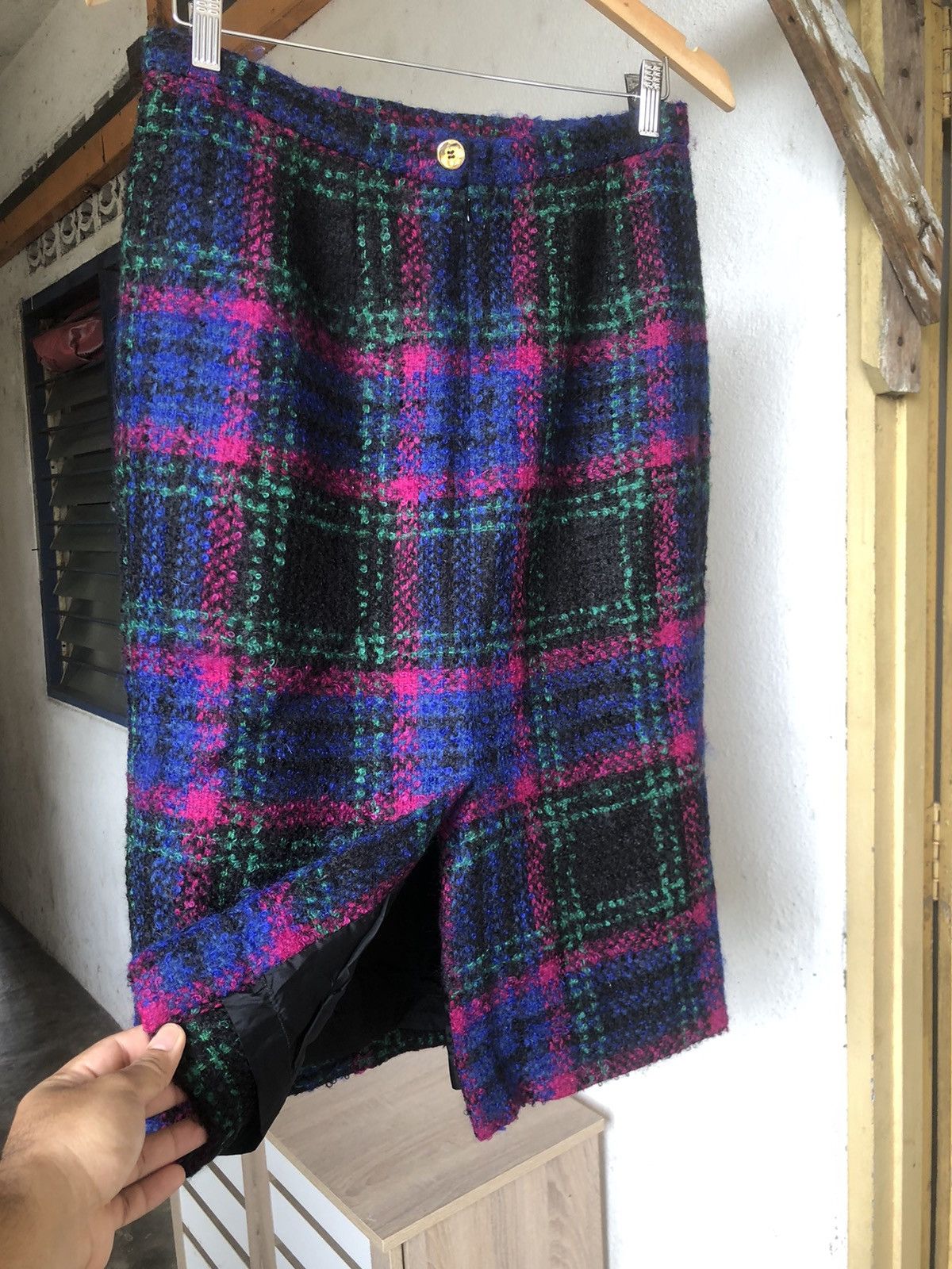 Celine Vintage Celine Paris Tweed Midi Skirt Size 28" / US 6 / IT 42 - 13 Thumbnail