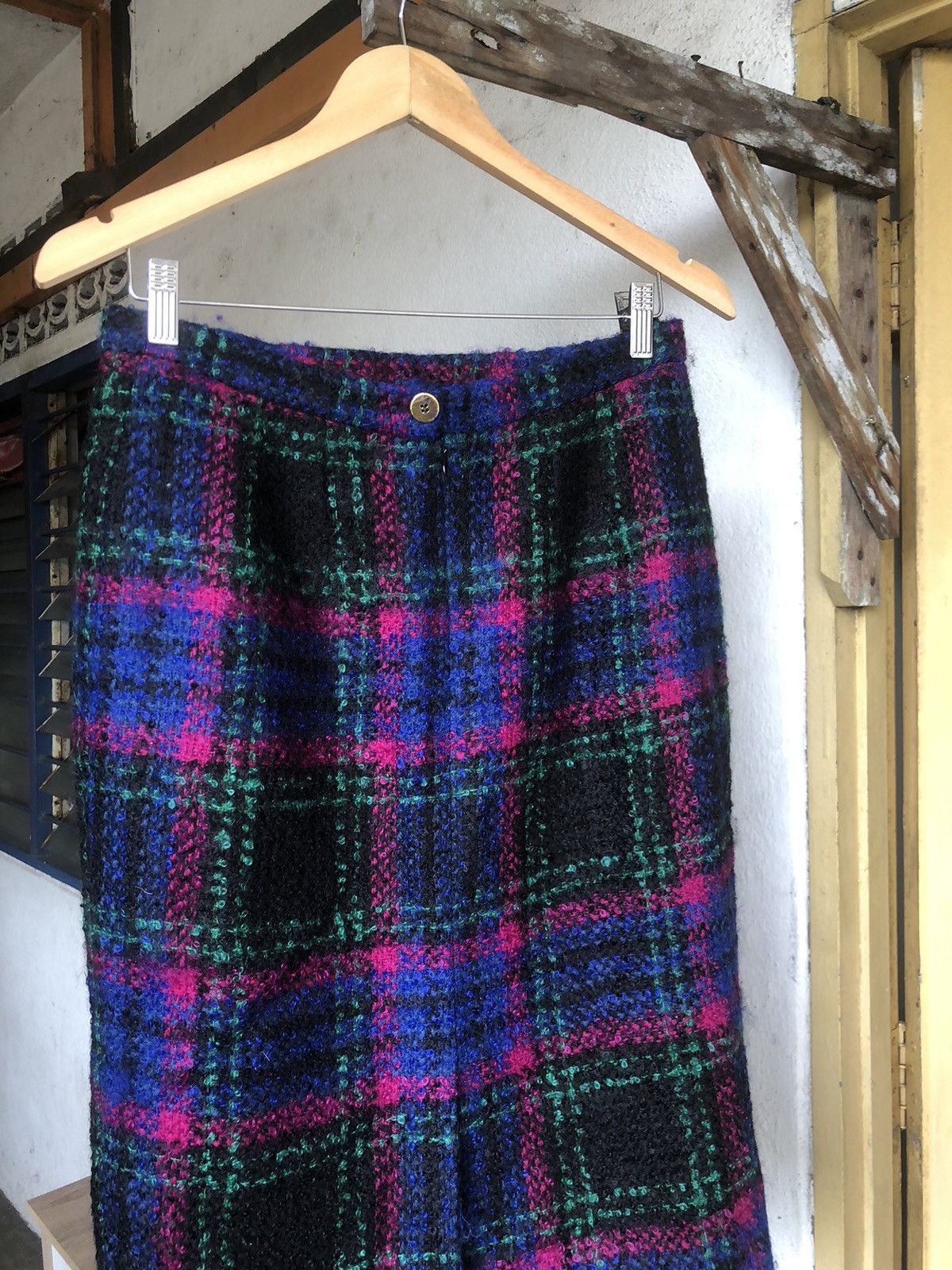 Celine Vintage Celine Paris Tweed Midi Skirt Size 28" / US 6 / IT 42 - 12 Thumbnail