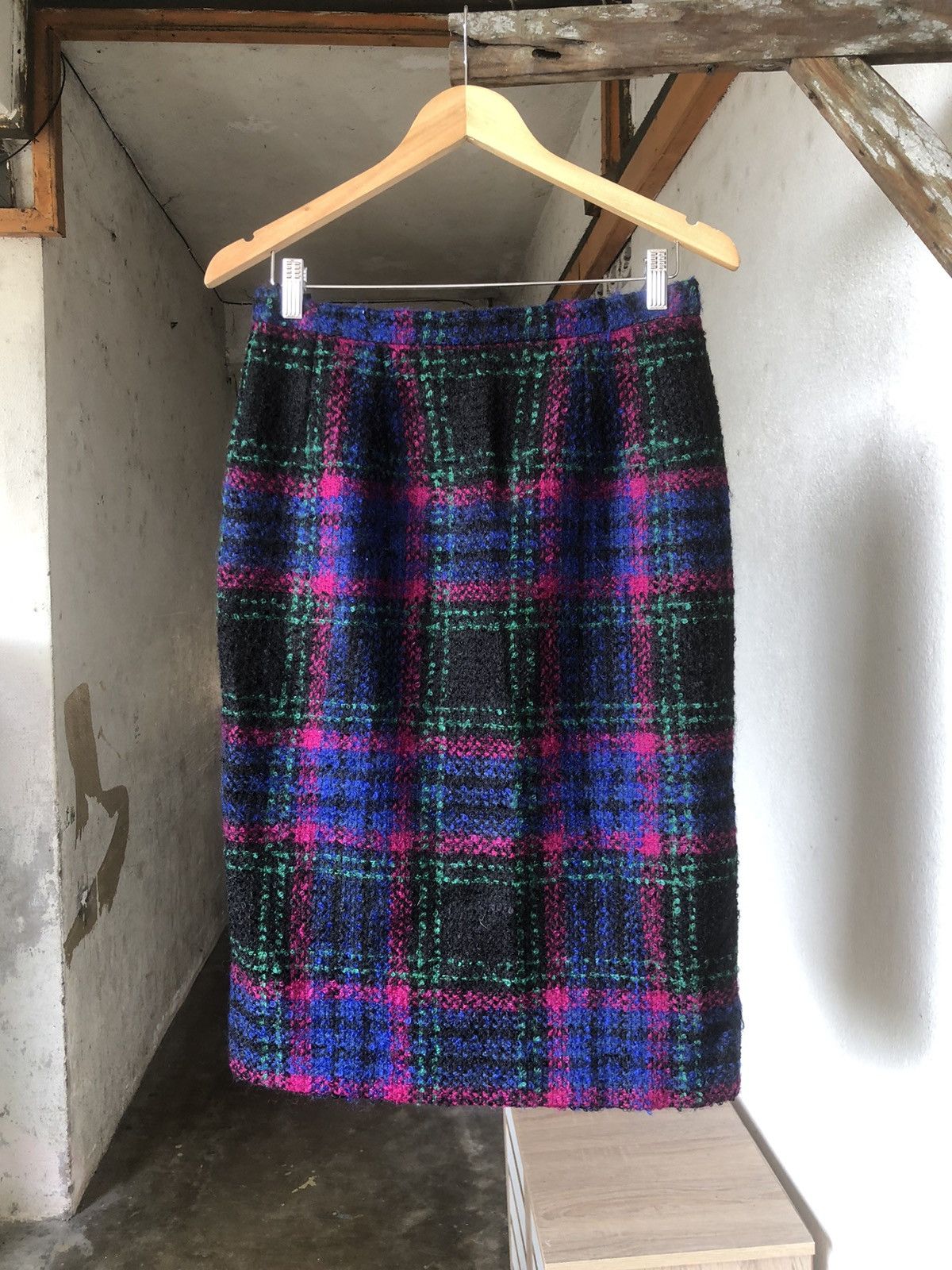 Celine Vintage Celine Paris Tweed Midi Skirt Size 28" / US 6 / IT 42 - 1 Thumbnail