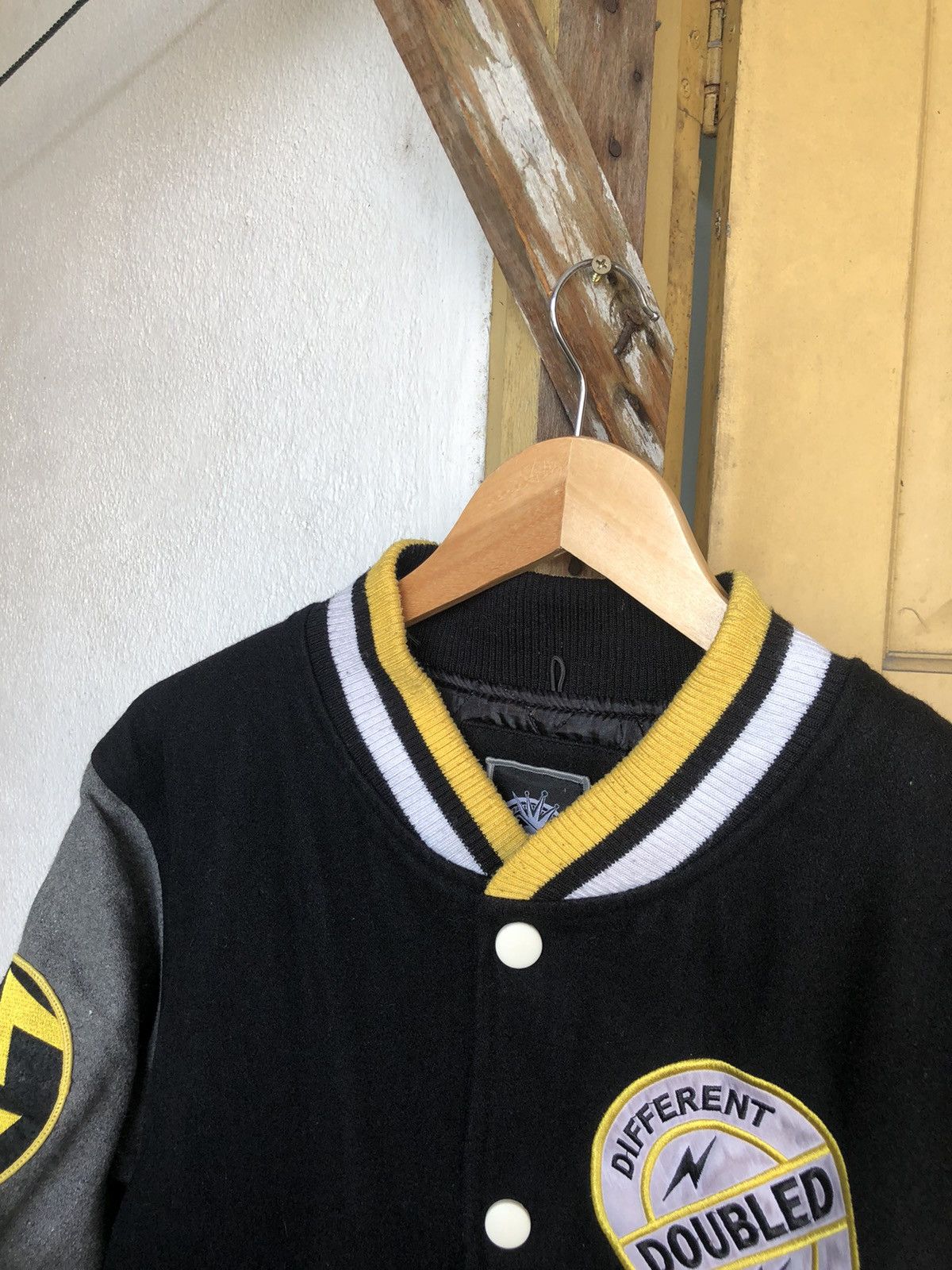 Japanese Brand Vintage Double D Wool Varsity Jacket Size US M / EU 48-50 / 2 - 13 Thumbnail