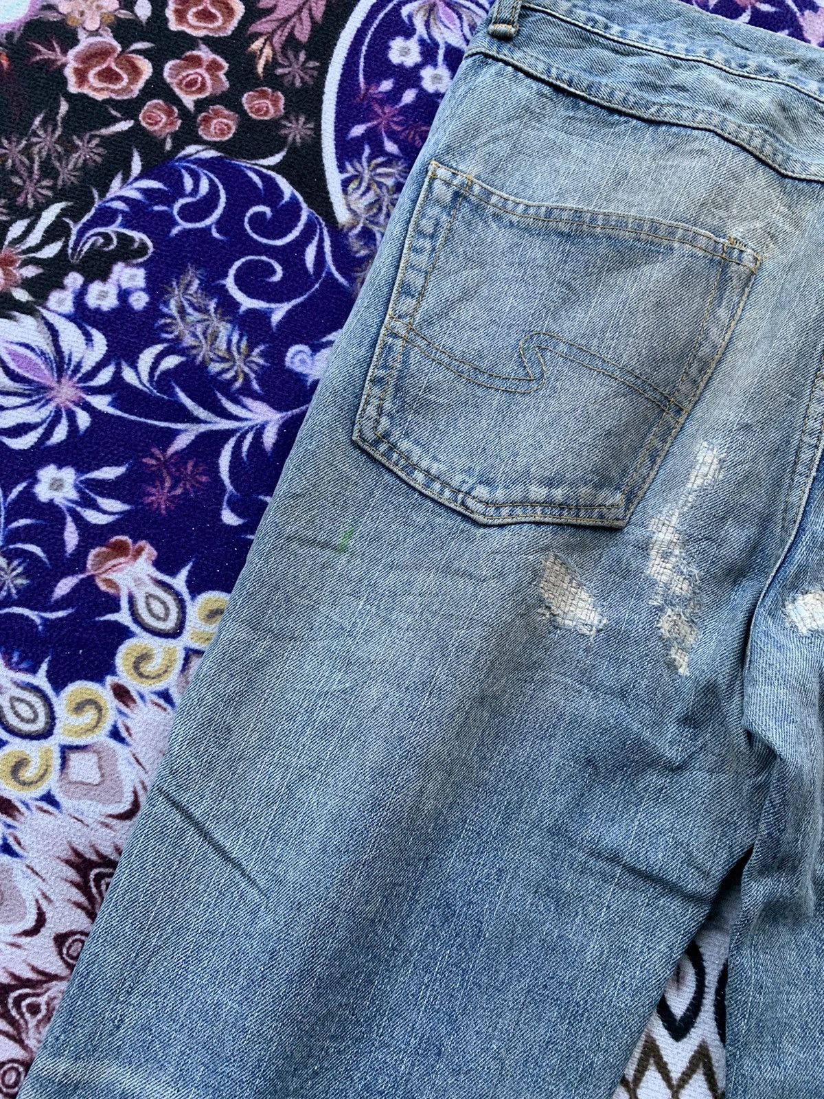 Japanese Brand Bonds & Peace Custom Distressed Denim Size US 33 - 10 Thumbnail