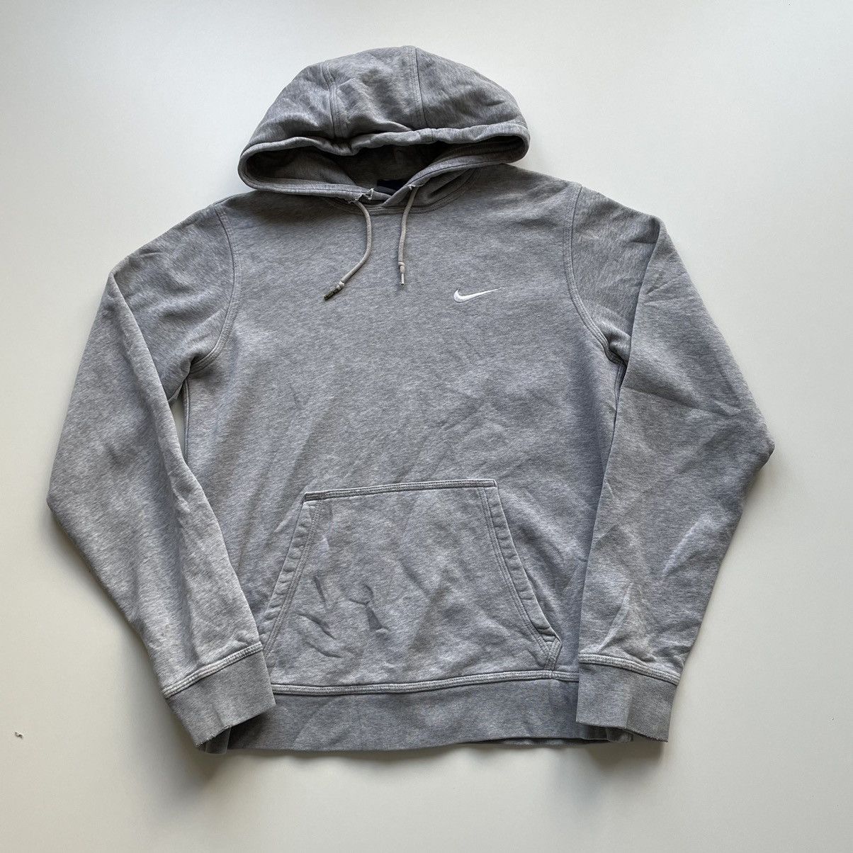 Nike Vintage 2000s Nike Embroidered Swoosh Hoodie Men's Small Size US S / EU 44-46 / 1 - 1 Thumbnail
