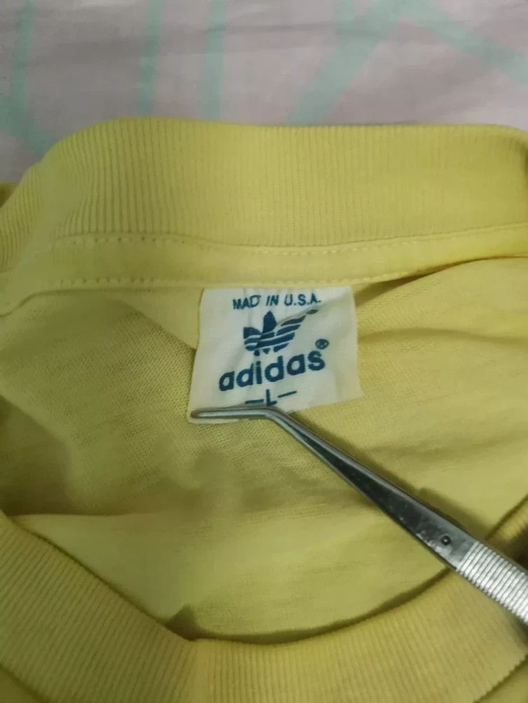 Vintage Vintage Adidas 80s T shirt Stitches Thin Streetwear Size US L / EU 52-54 / 3 - 3 Thumbnail