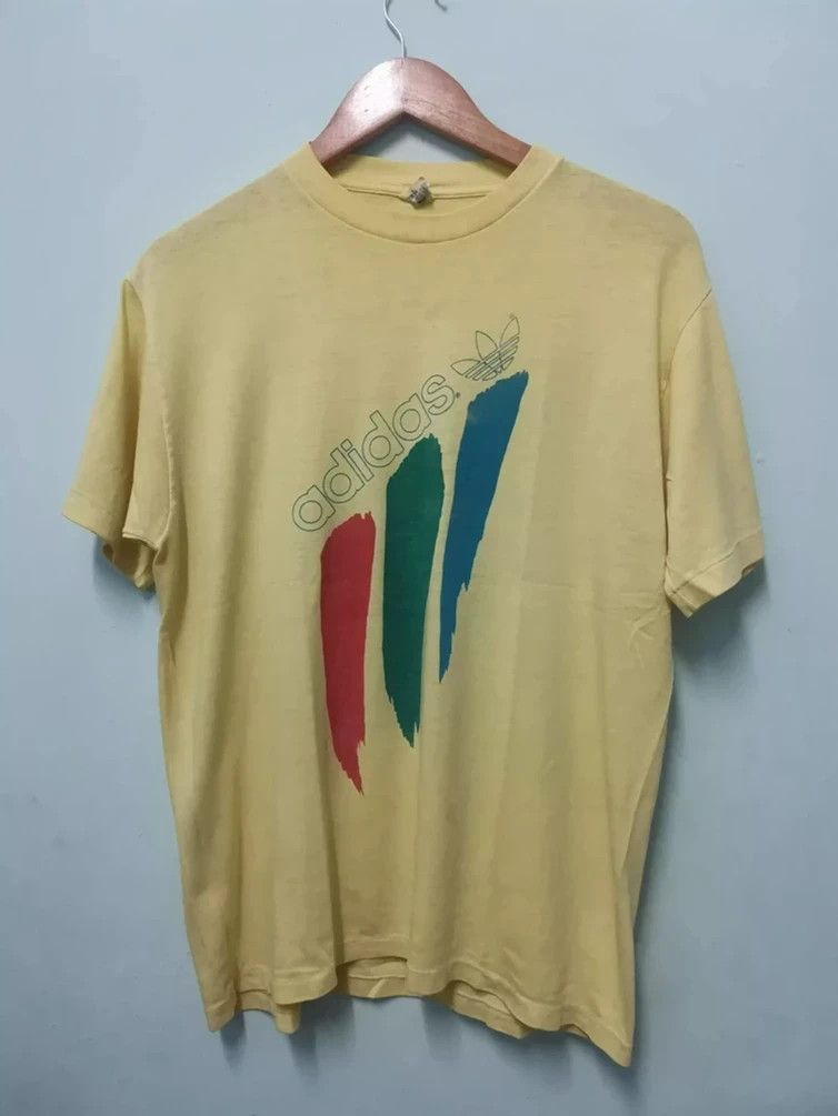 Vintage Vintage Adidas 80s T shirt Stitches Thin Streetwear Size US L / EU 52-54 / 3 - 1 Thumbnail