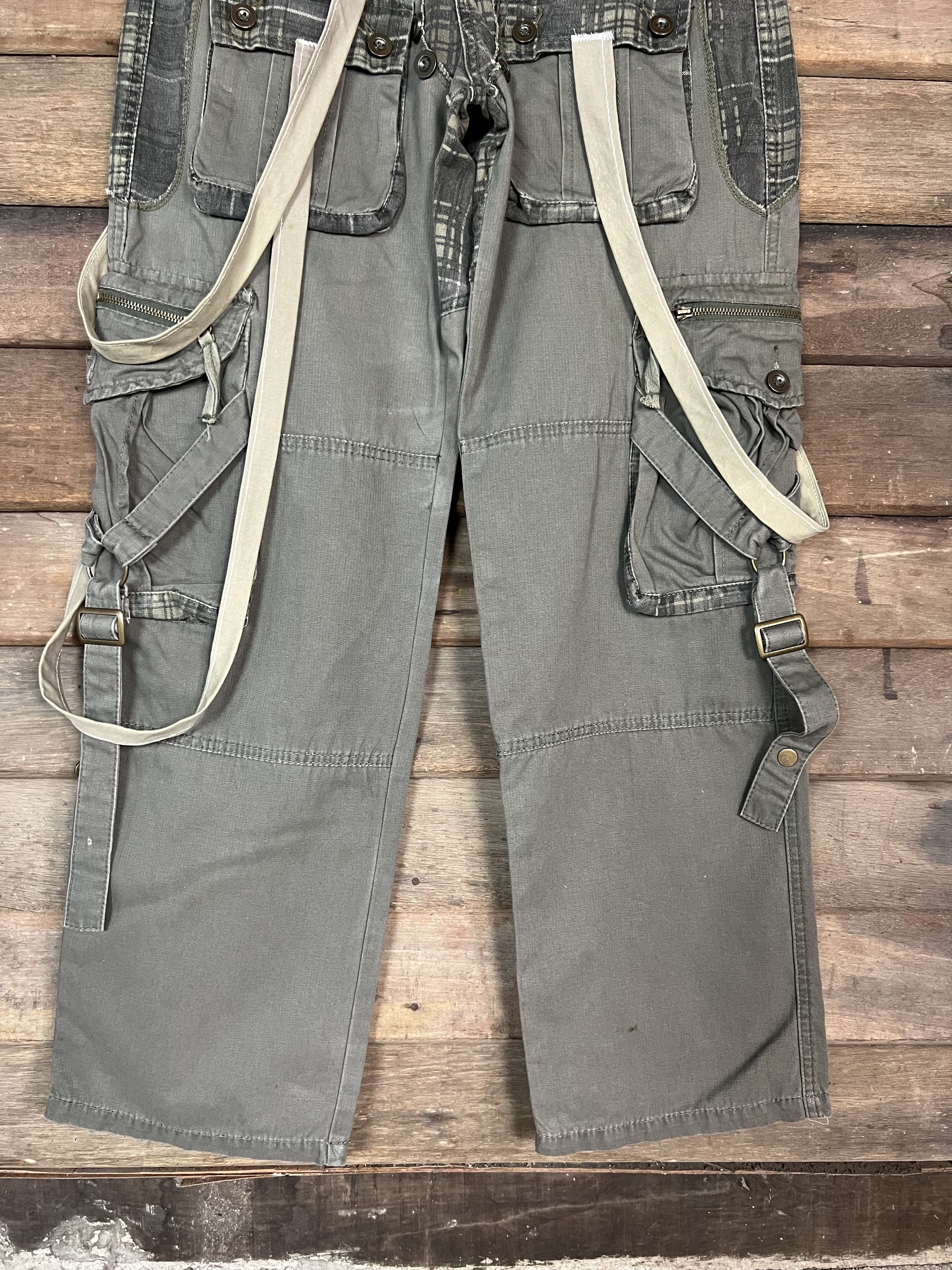 If Six Was Nine CARGO PANTS TECHNO MULTIPOCKET SEDITIONARIES STYLE TRAVIS Size US 31 - 5 Thumbnail